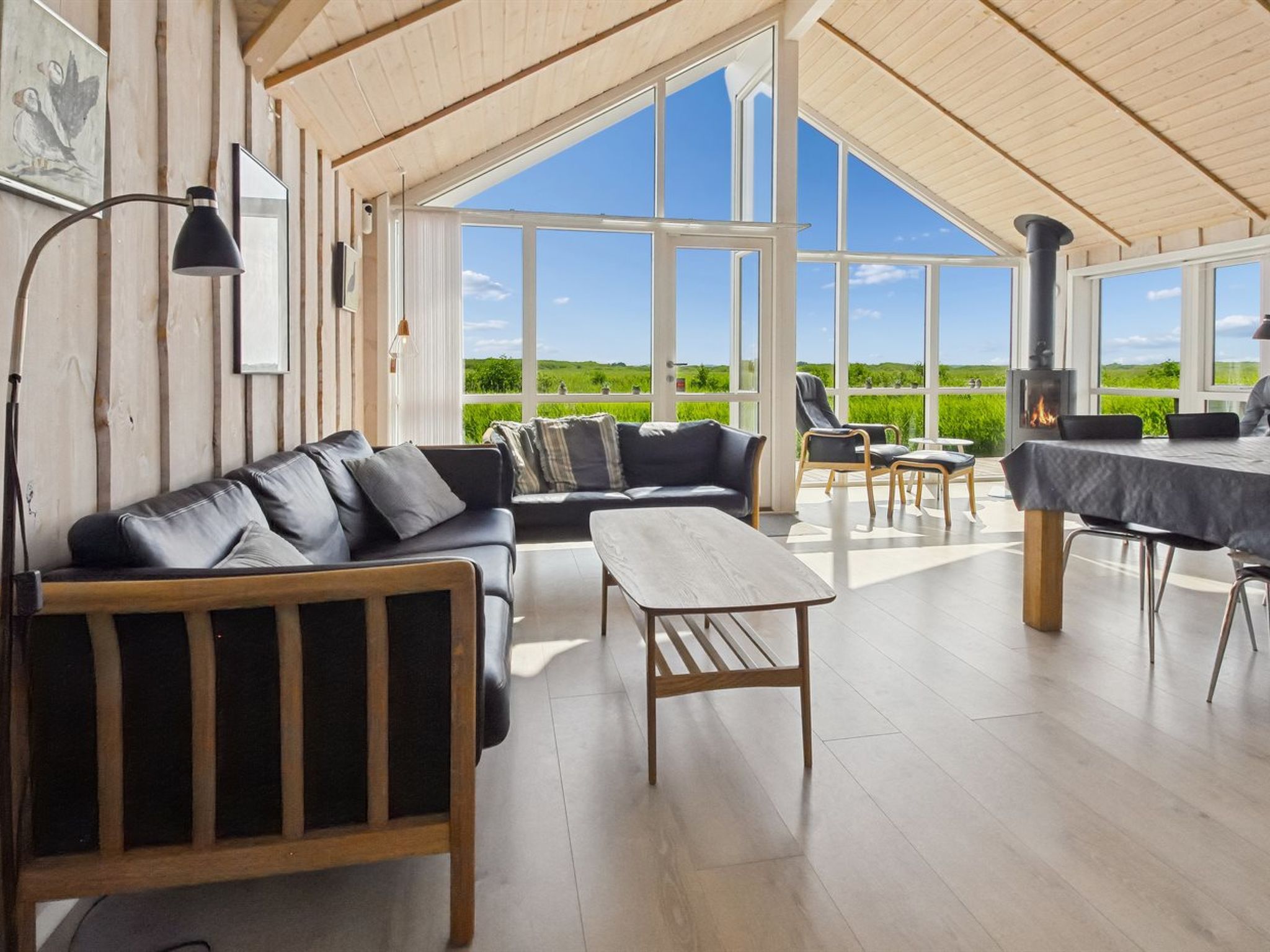 "Jonna" - 700m from the sea - Binnen