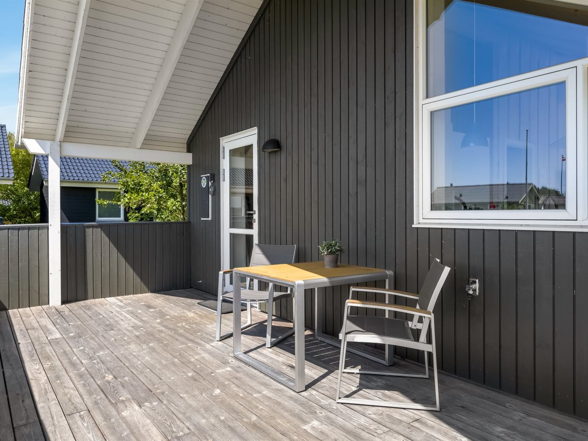 "Jonna" - 700m from the sea - Buiten