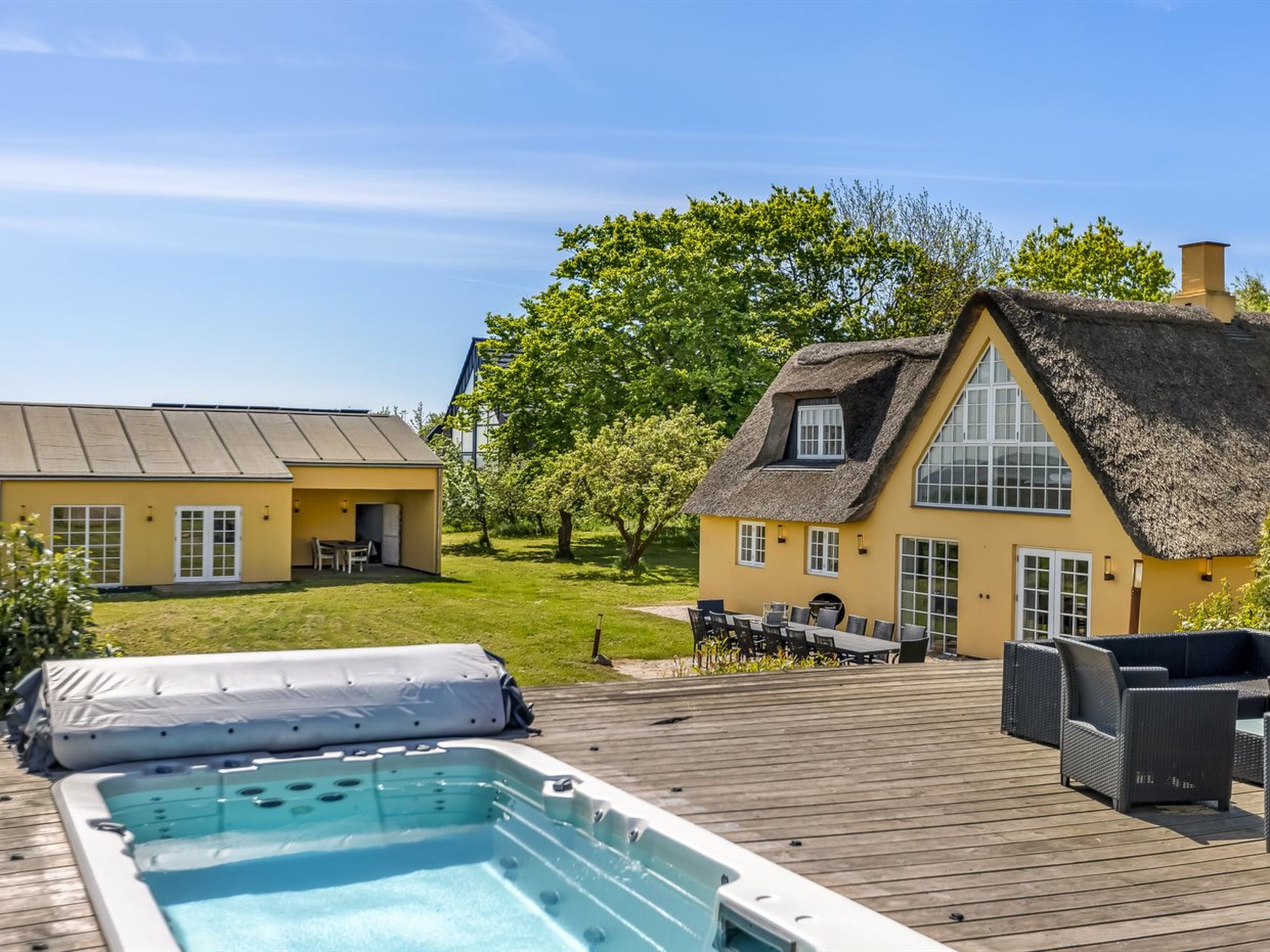 "Narvik" - 4.5km from the sea - Binnen