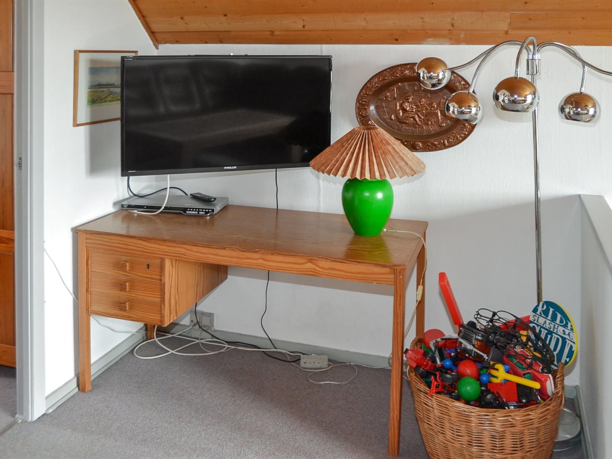 "Silja" - 2.3km from the sea — Living Room (5 of 17)
