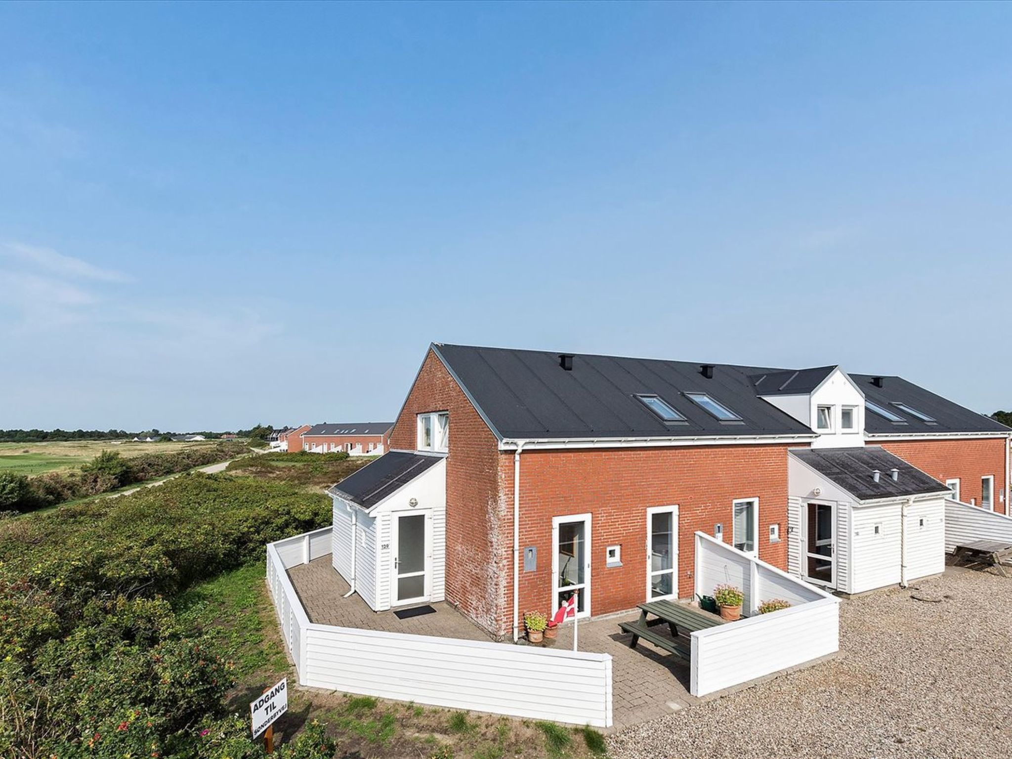 "Gerharde" - 2.3km from the sea - Outside