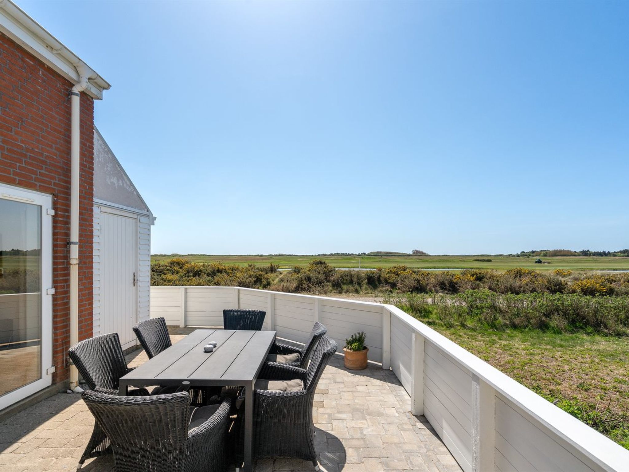 "Gerharde" - 2.3km from the sea — Terrace (4 of 40)