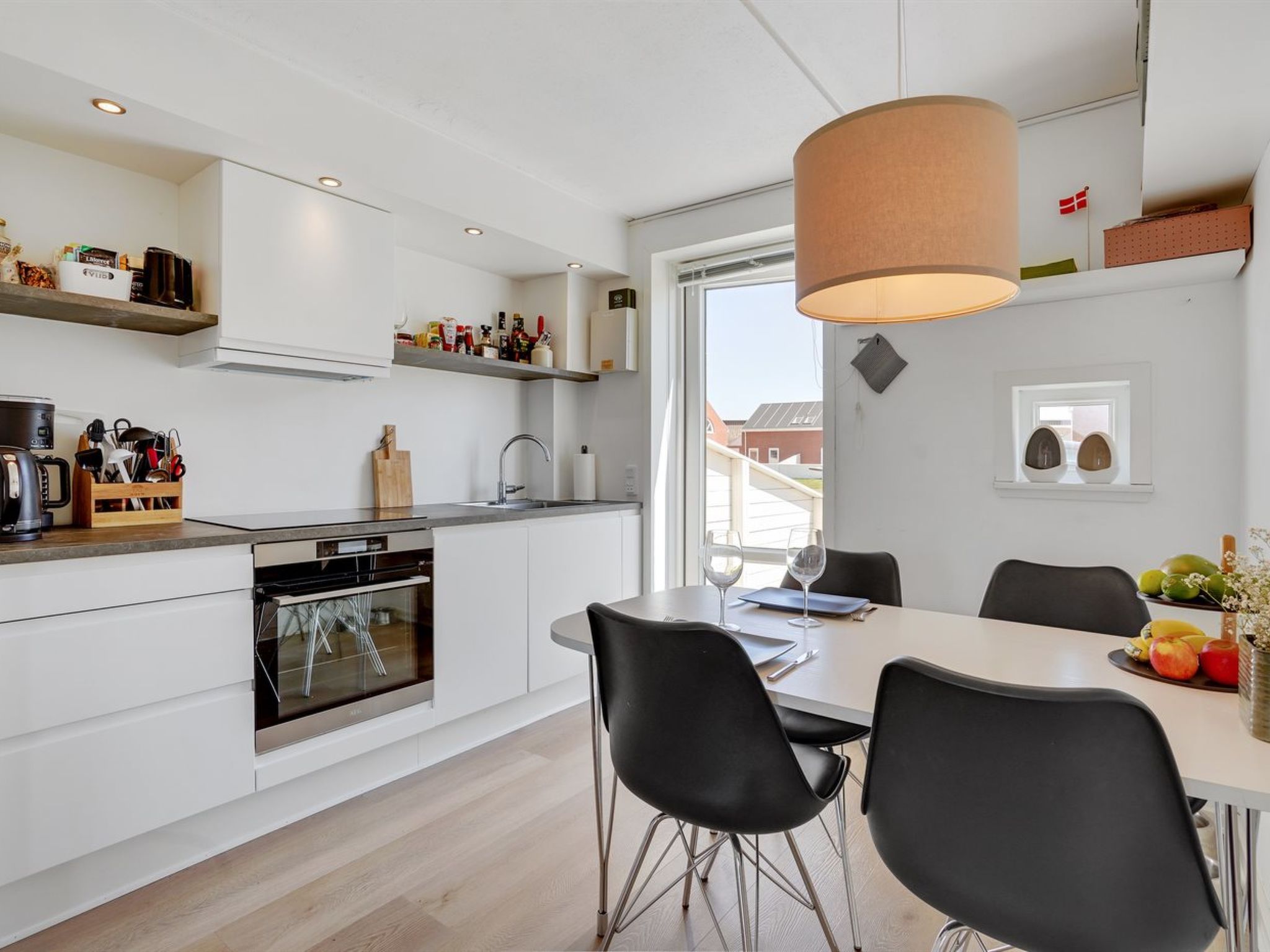 "Gerharde" - 2.3km from the sea - Inside