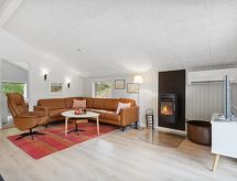 Ruime vakantiewoning op 2,5 km van de zee met grote tuin - thumbnail 2