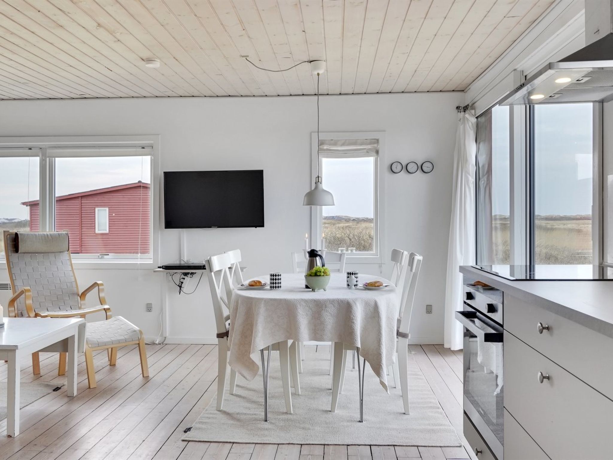 "Lennart" - 750m from the sea-Binnen