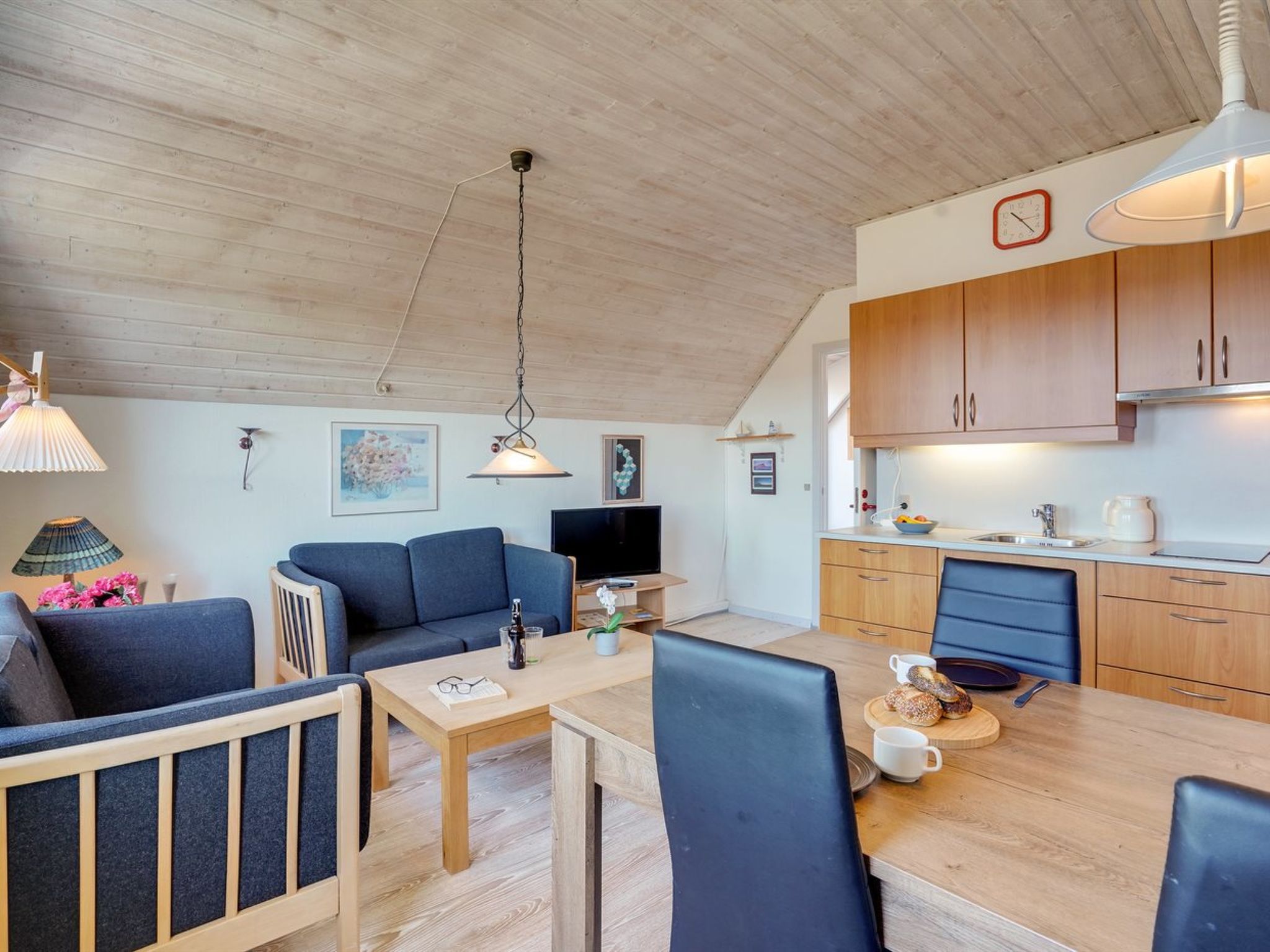 "Iohannes" - 2.3km from the sea - Binnen