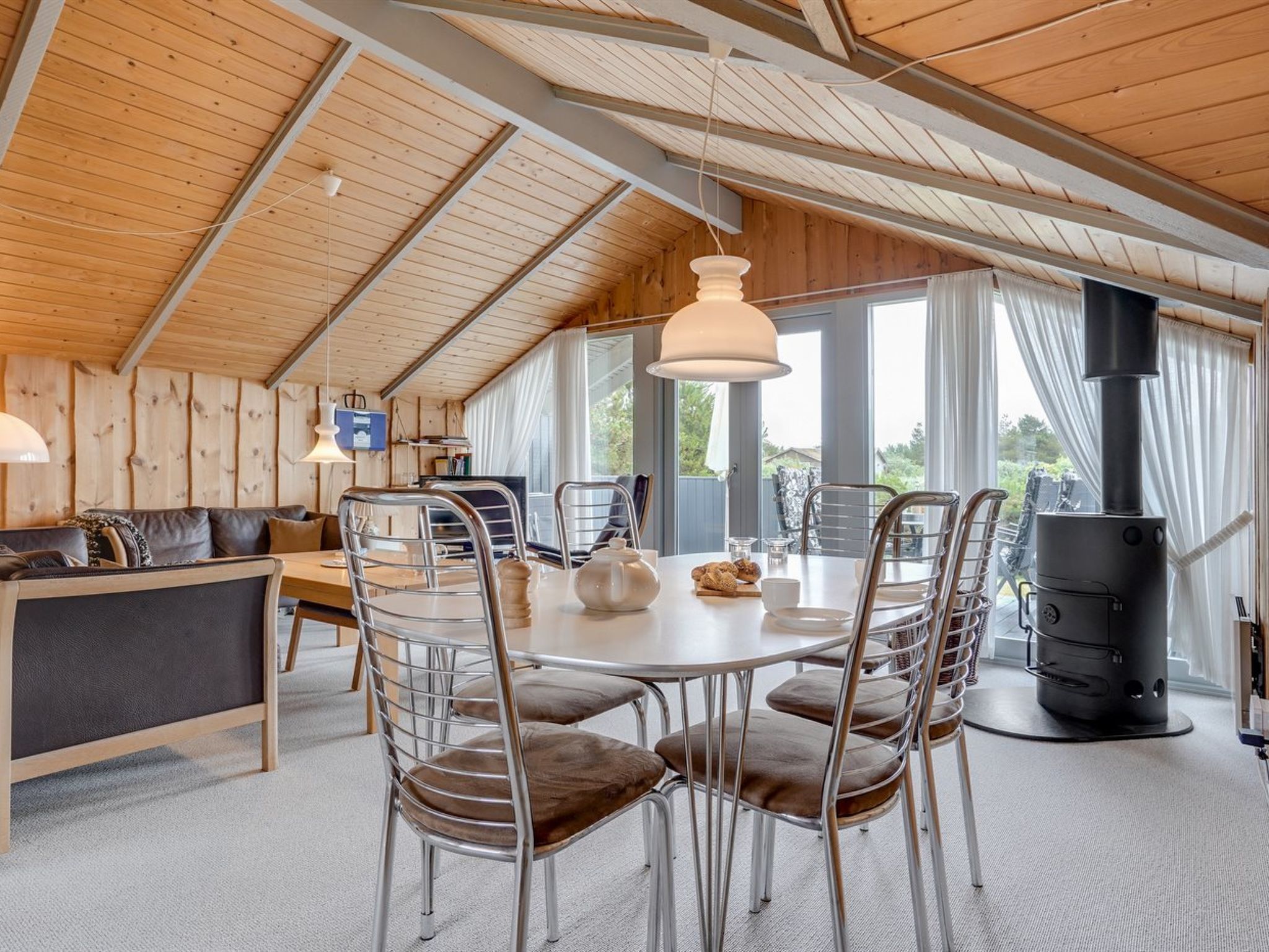 "Bryniulf" - 1.8km from the sea - Binnen