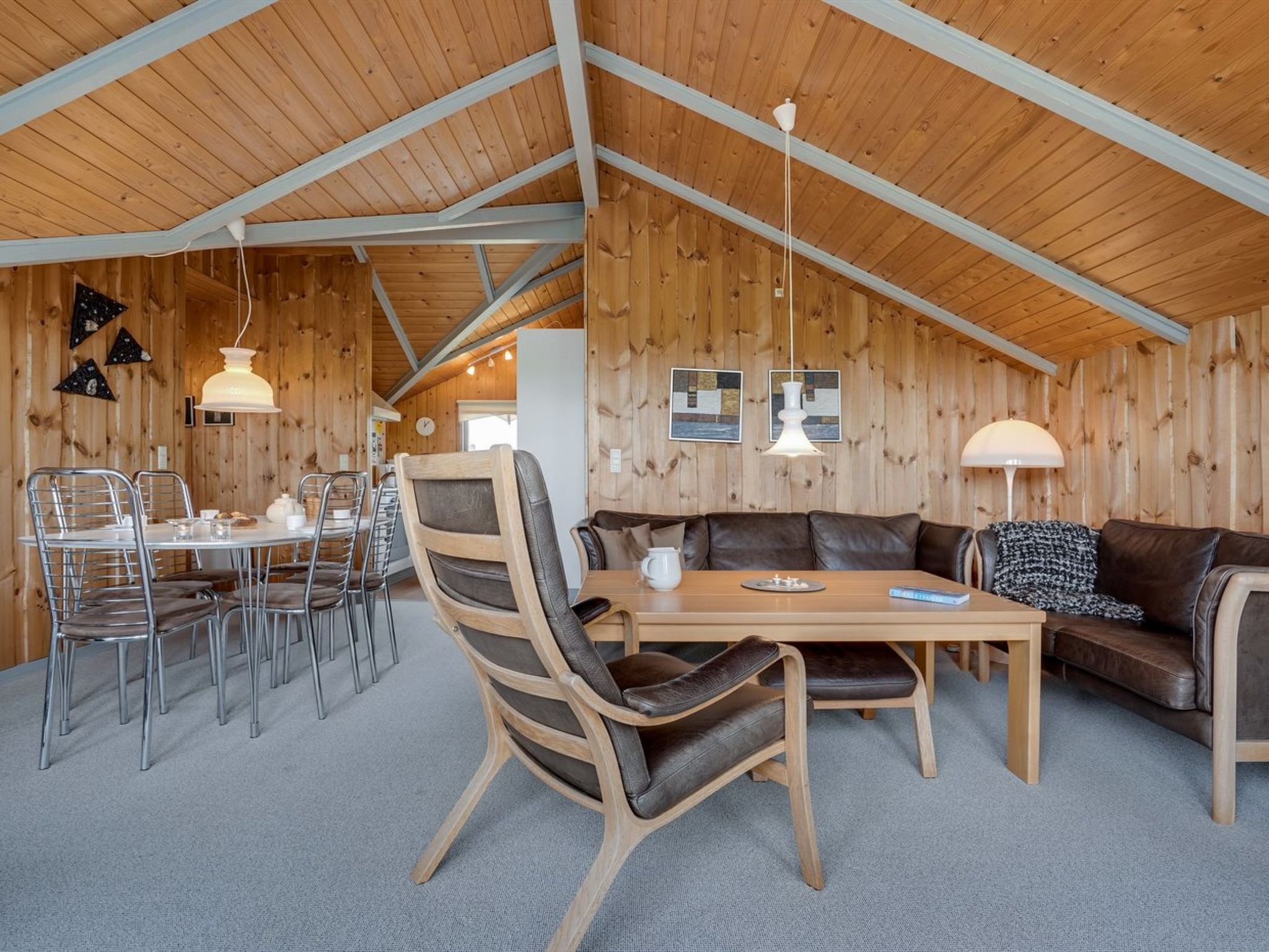 "Bryniulf" - 1.8km from the sea - Binnen