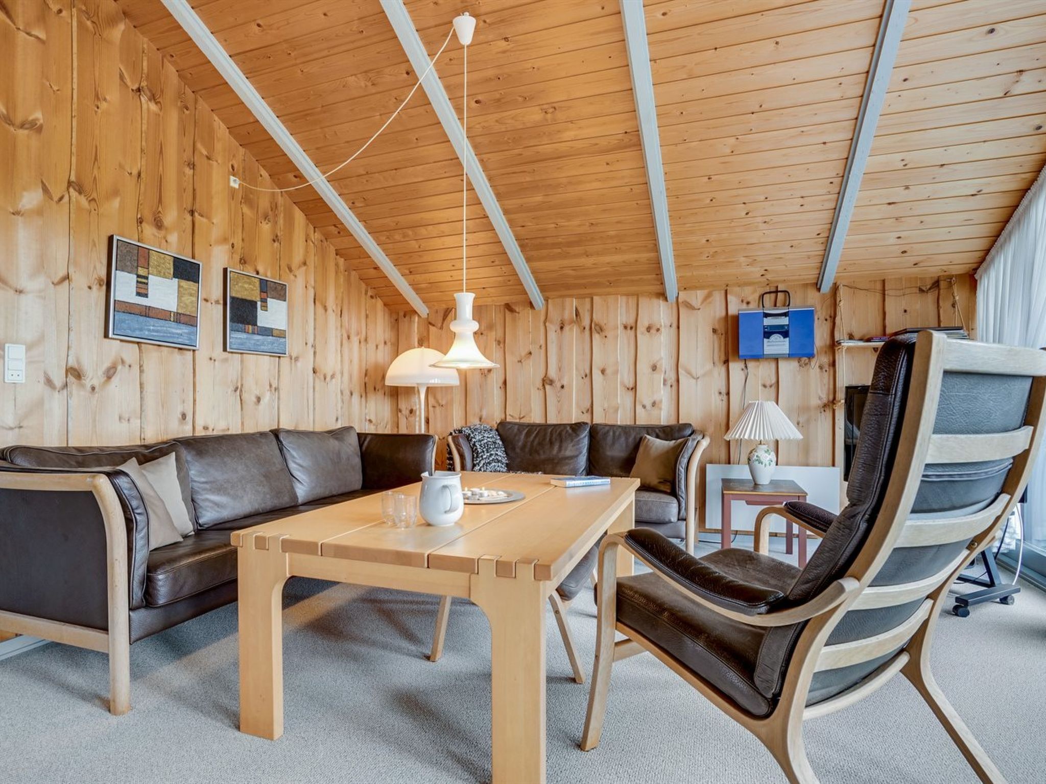 "Bryniulf" - 1.8km from the sea - Binnen