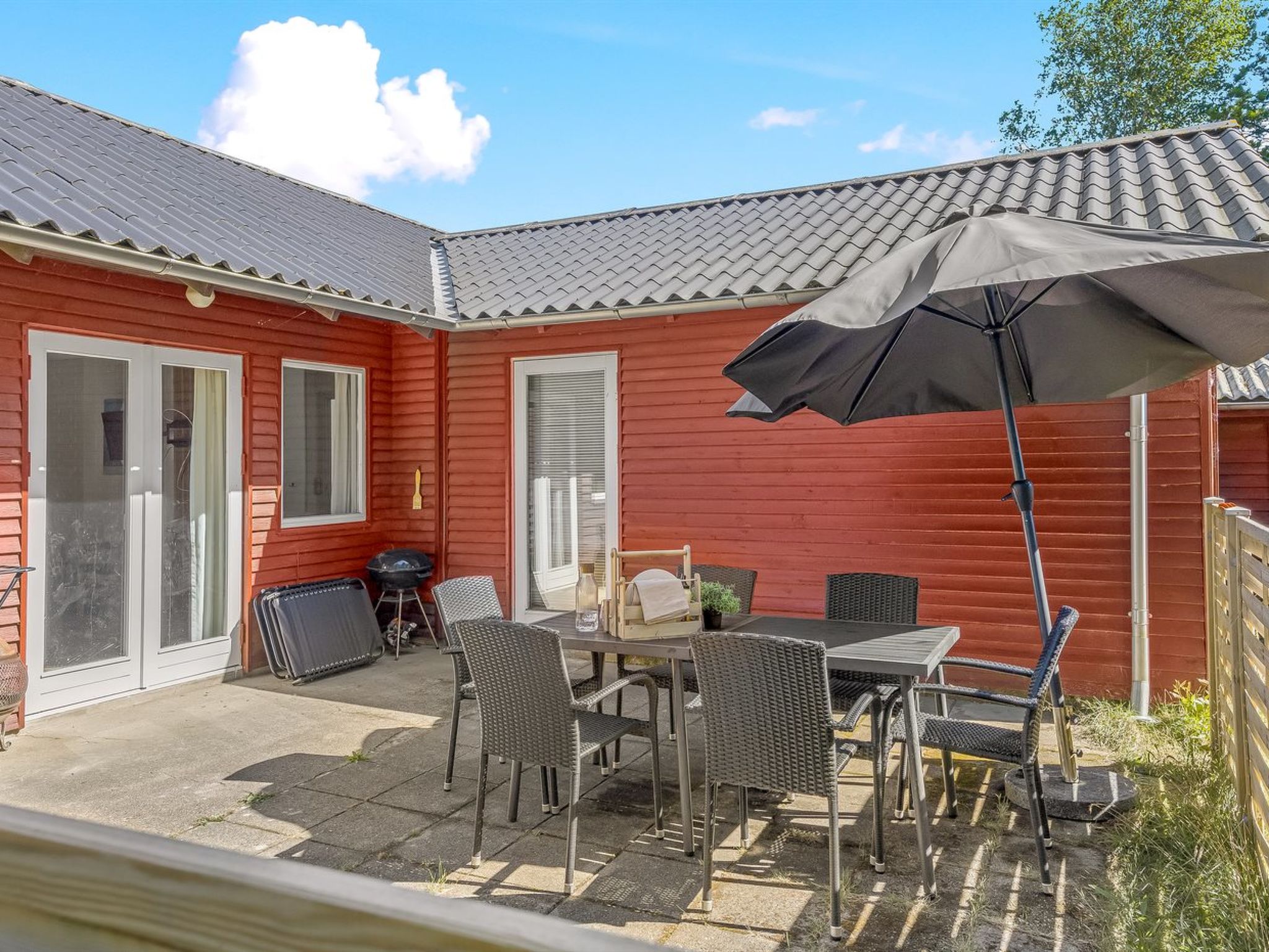"Dorreth" - 800m from the sea — Terrace (5 of 23)