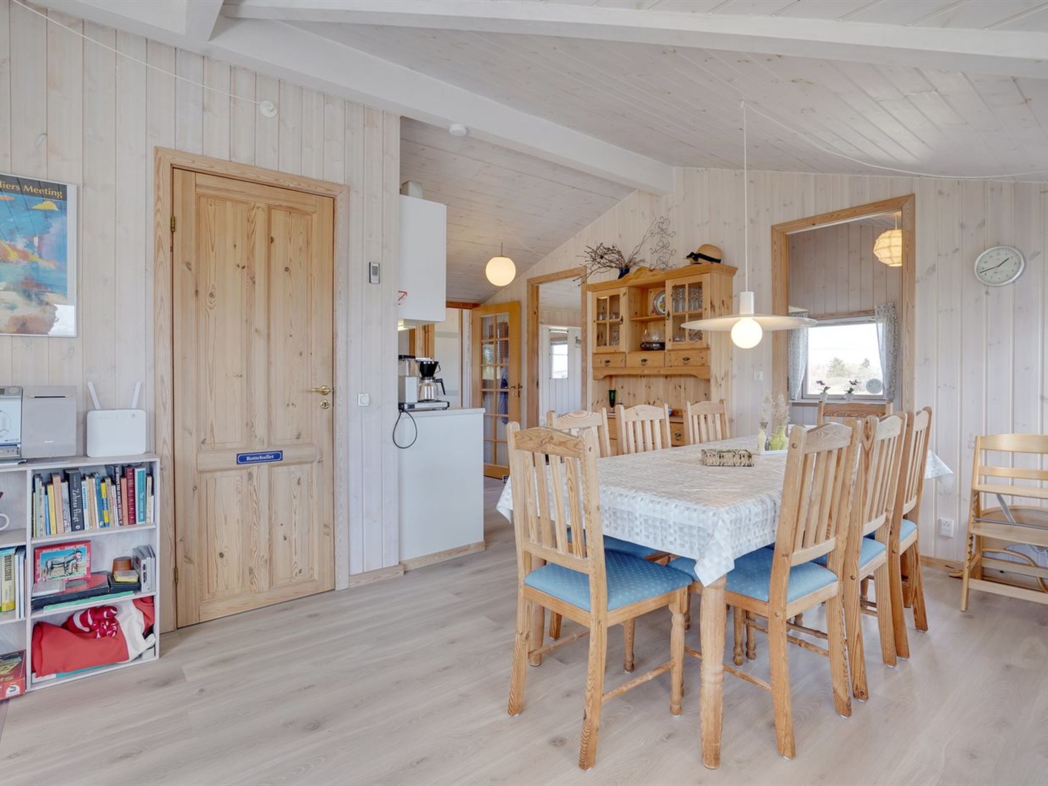 "Elmine" - 700m from the sea - Binnen