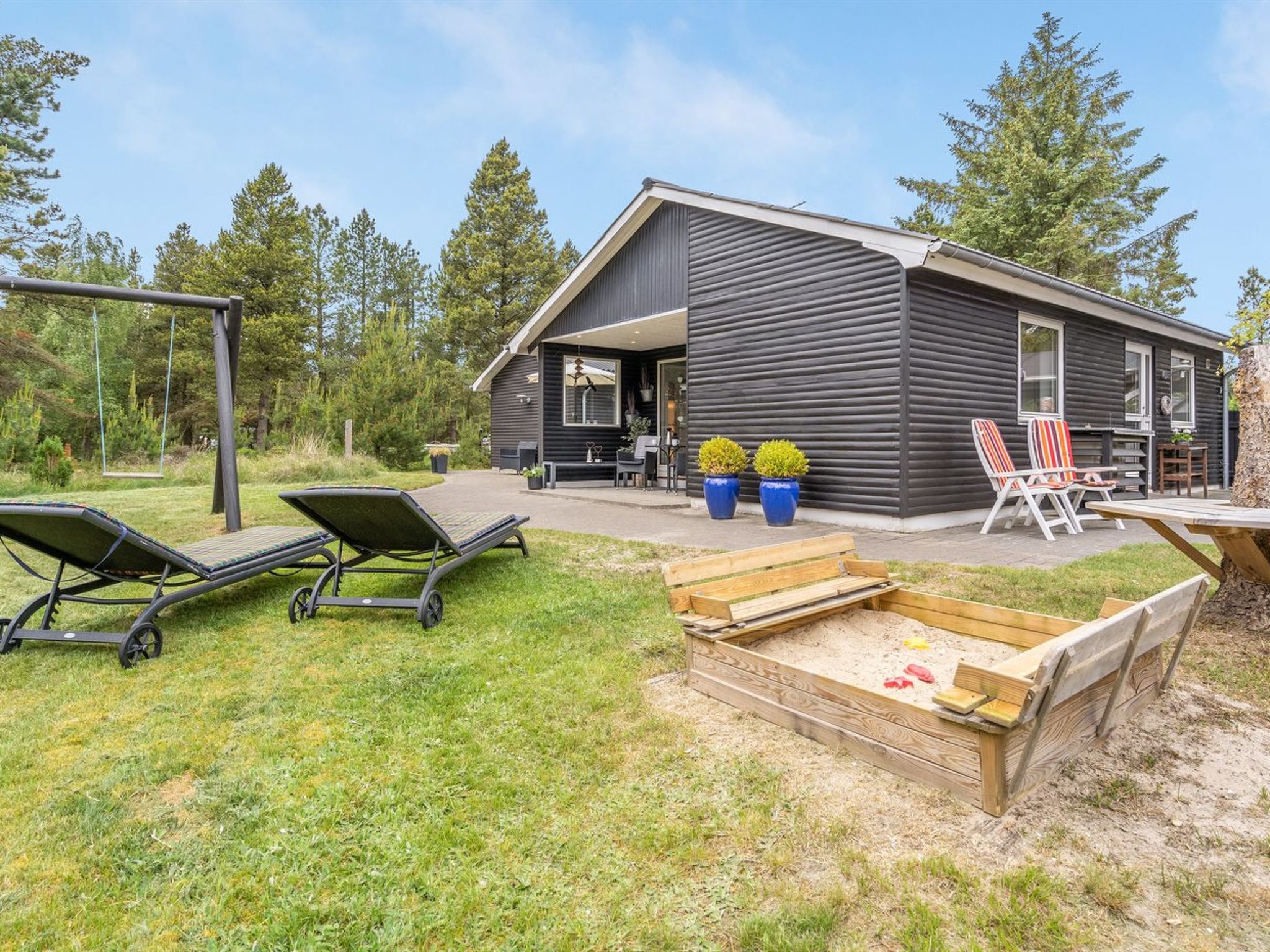"Bjarka" - 2.9km from the sea - Buiten