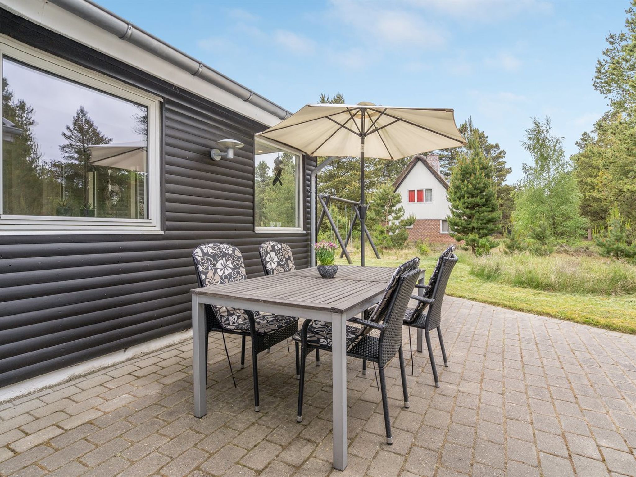 "Bjarka" - 2.9km from the sea — Terrace (4 of 21)