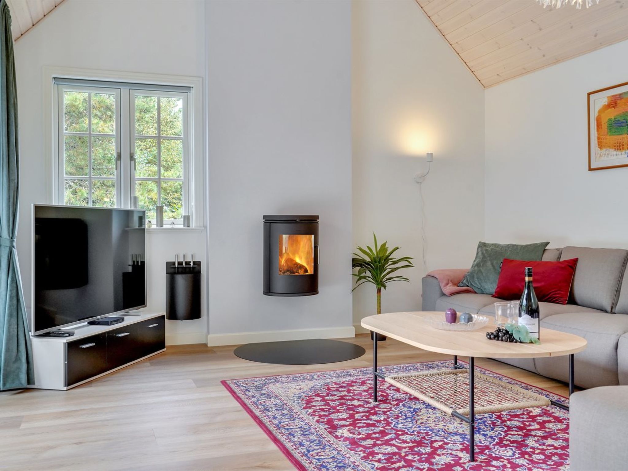 "Emmeli" - 1.2km from the sea - Binnen