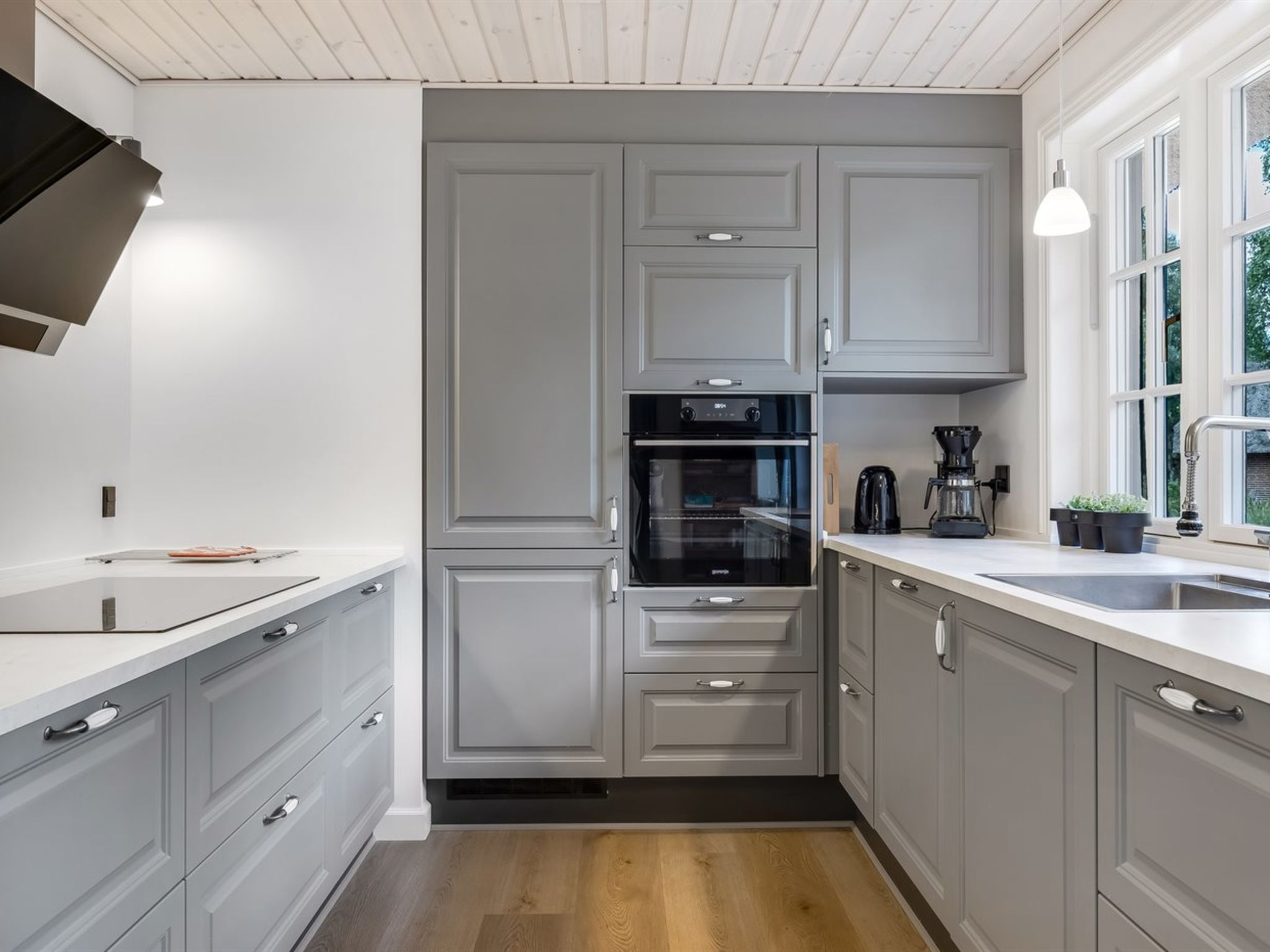 "Emmeli" - 1.2km from the sea - Inside