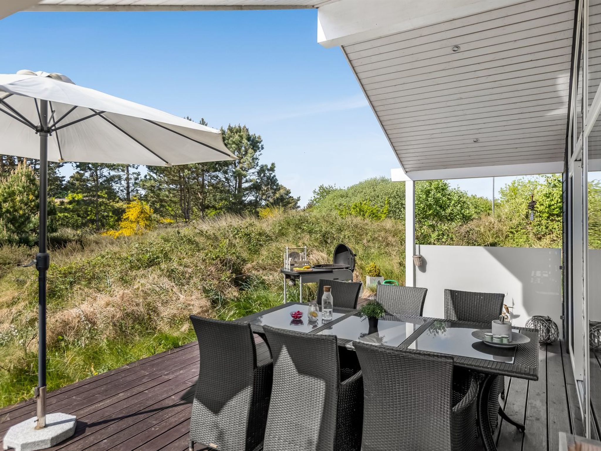 "Minke" - 2.2km from the sea — Terrace (4 of 25)