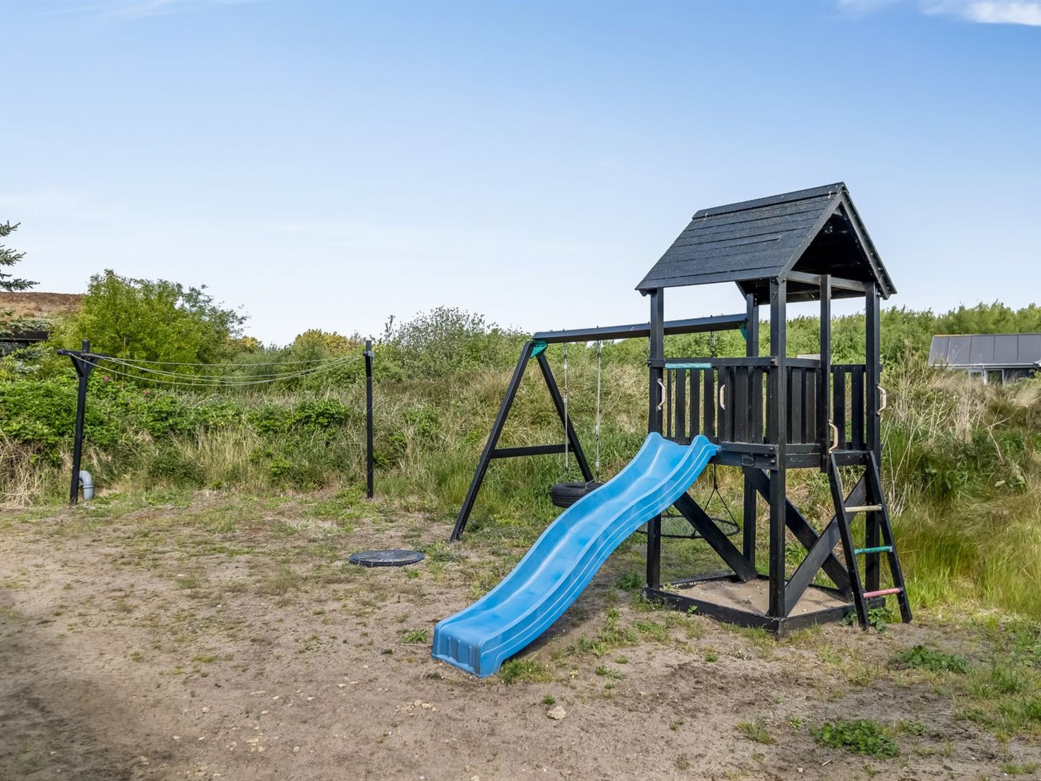 "Minke" - 2.2km from the sea - Outside