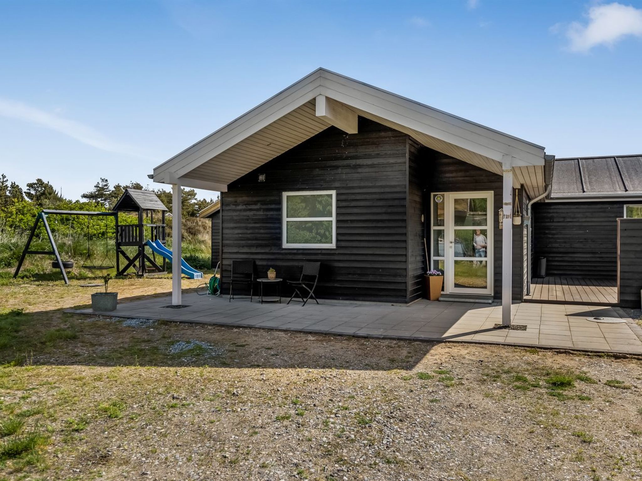 "Minke" - 2.2km from the sea - Outside
