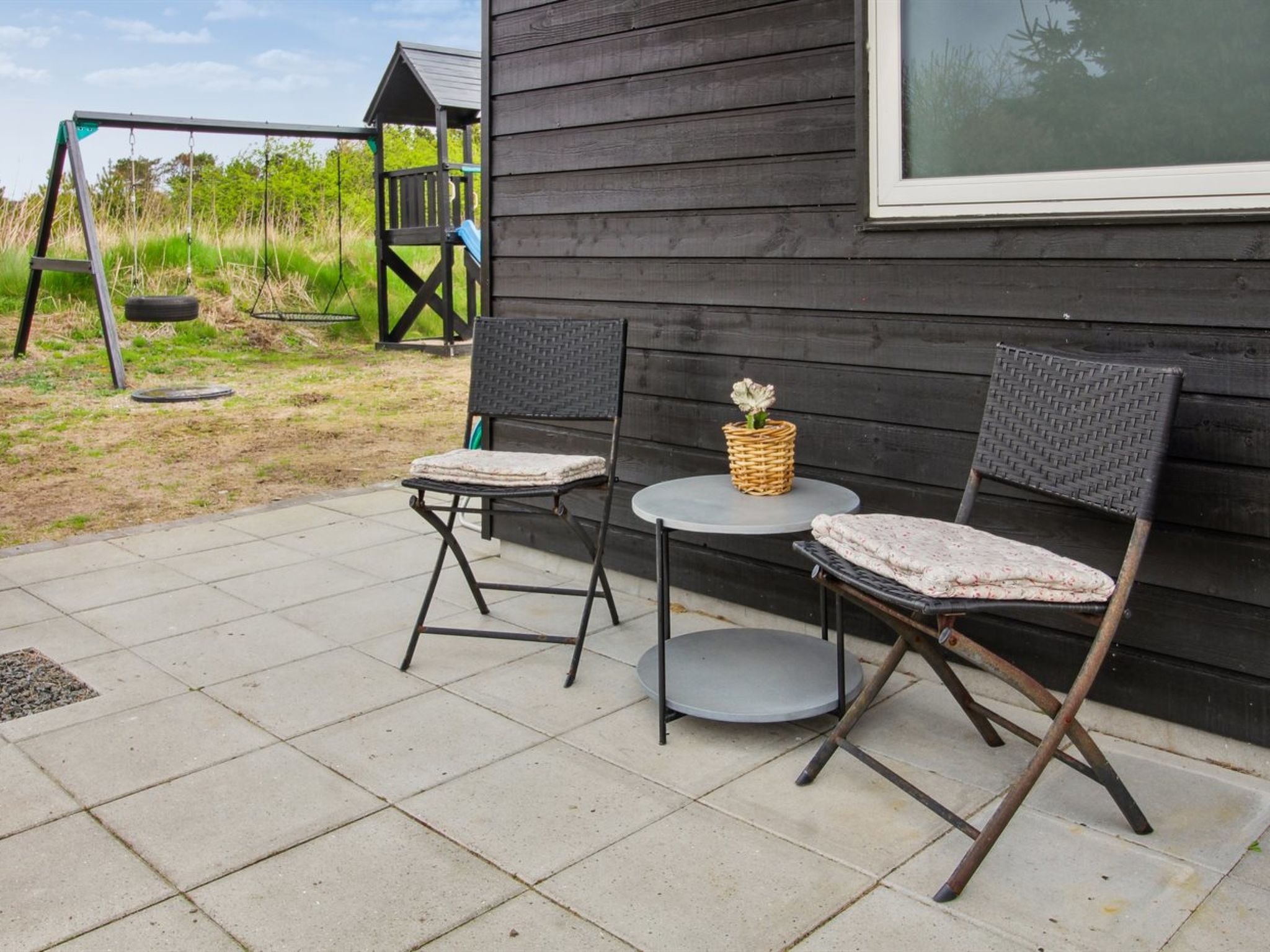 "Minke" - 2.2km from the sea — Terrace (3 of 25)