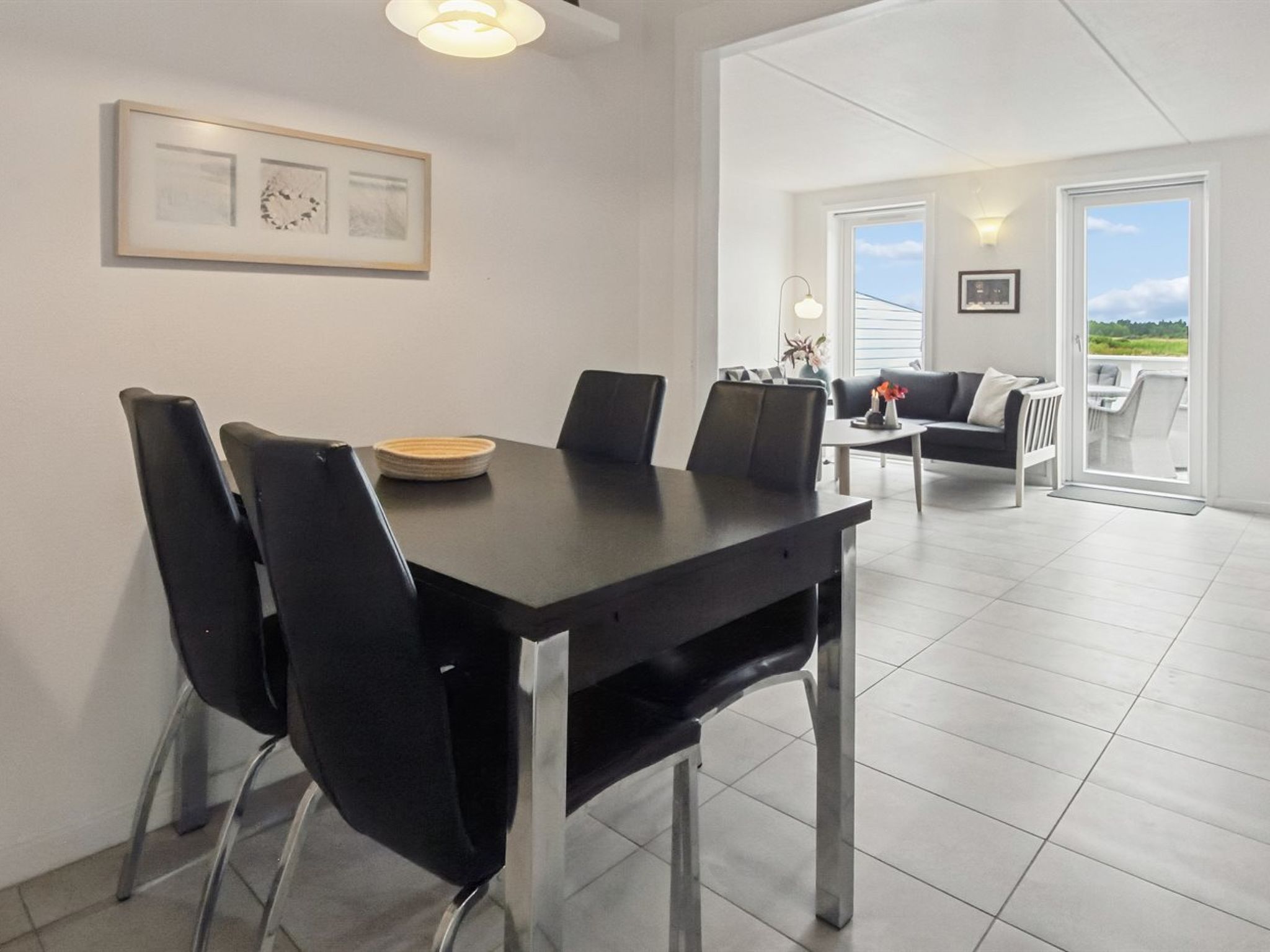 "Maarit" - 2.3km from the sea - Inside