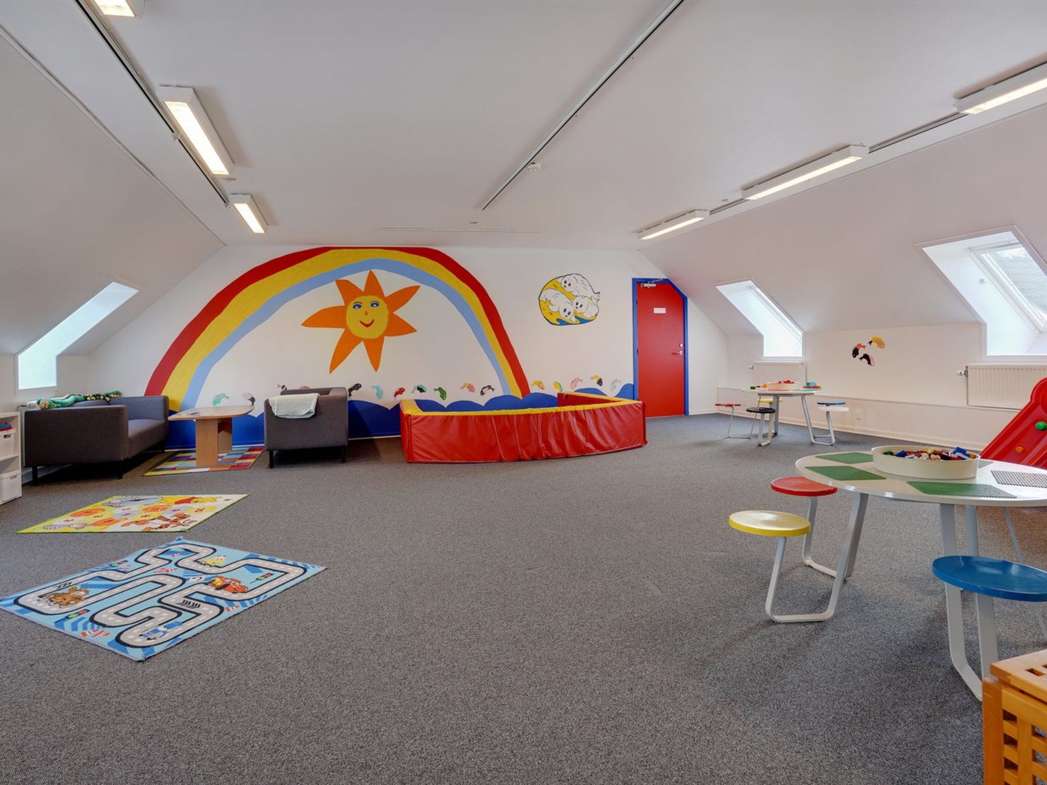 "Aslef" - 2.3km from the sea-Inside
