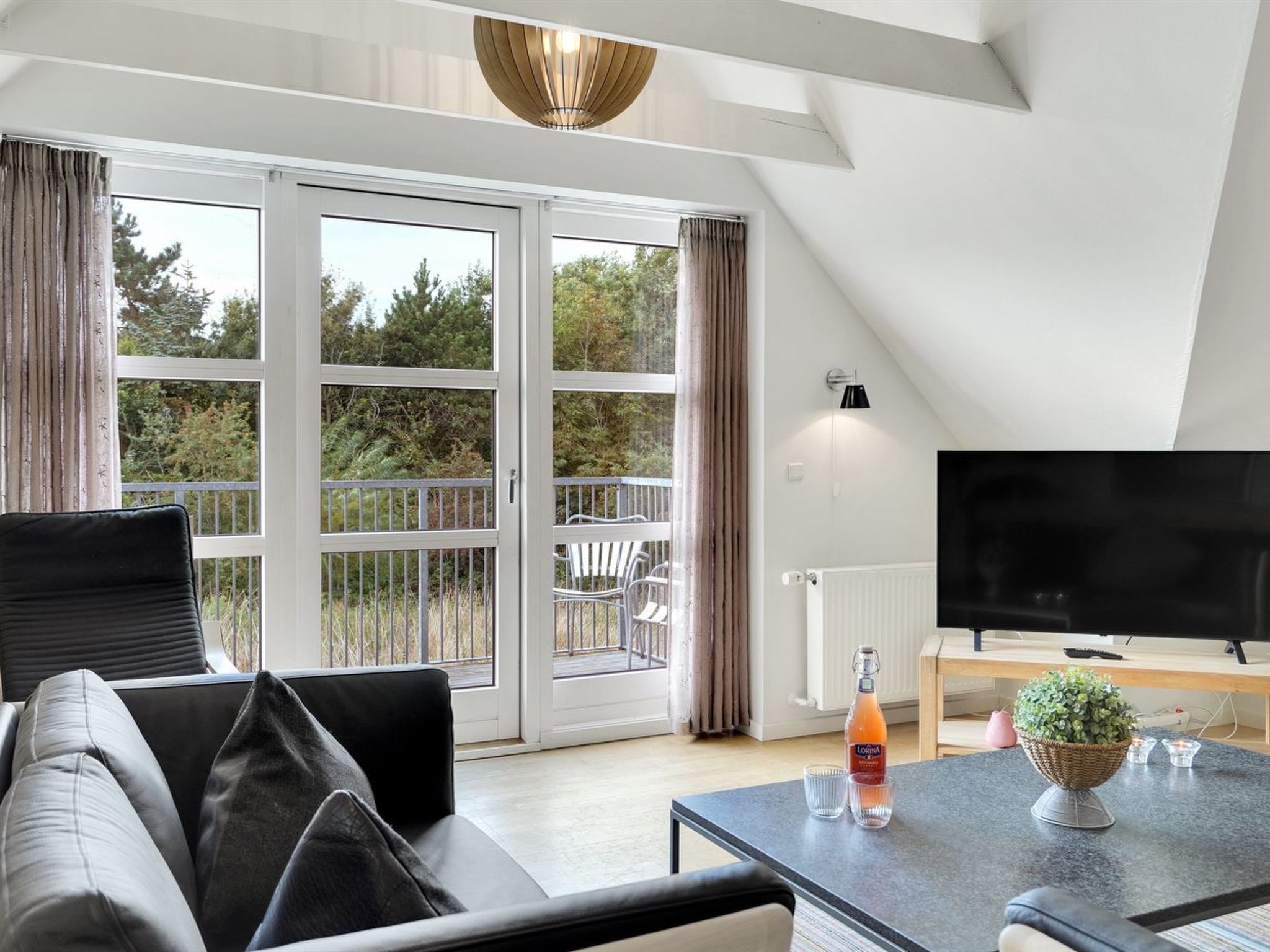 "Henrike" - 3.3km from the sea - Binnen