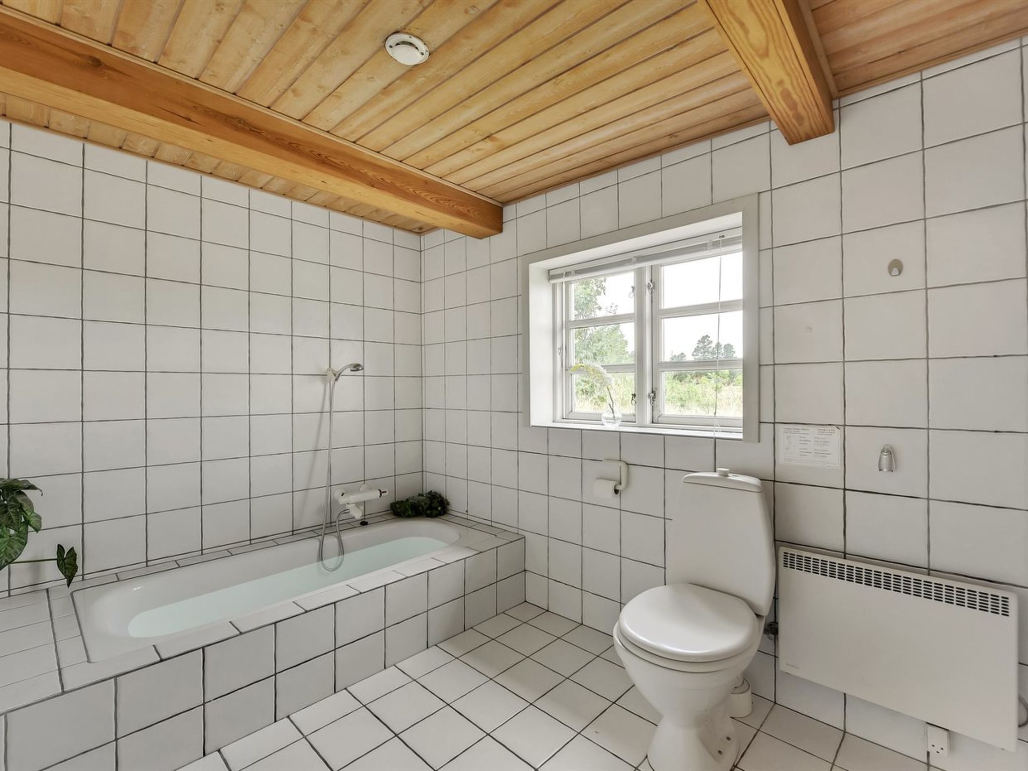 "Munibert" - 3.8km from the sea - Binnen
