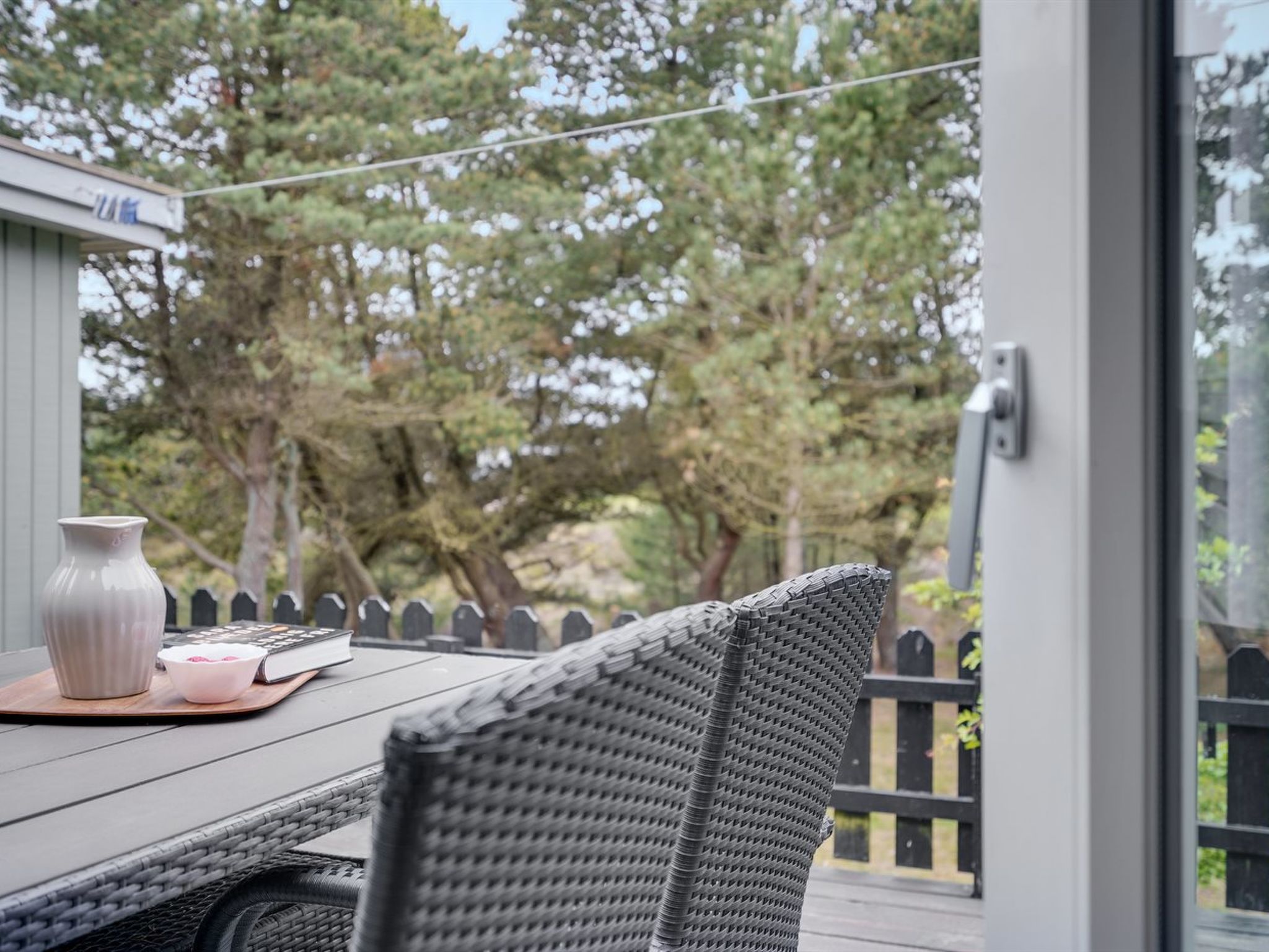 "Eevke" — Terrace (3 of 25)