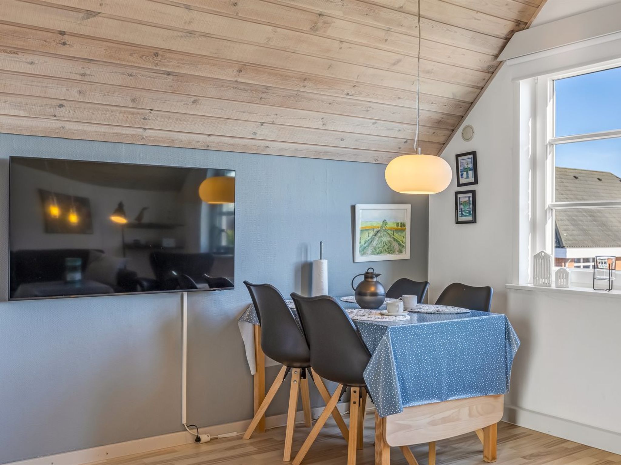 "Reimund" - 2.3km from the sea-Inside