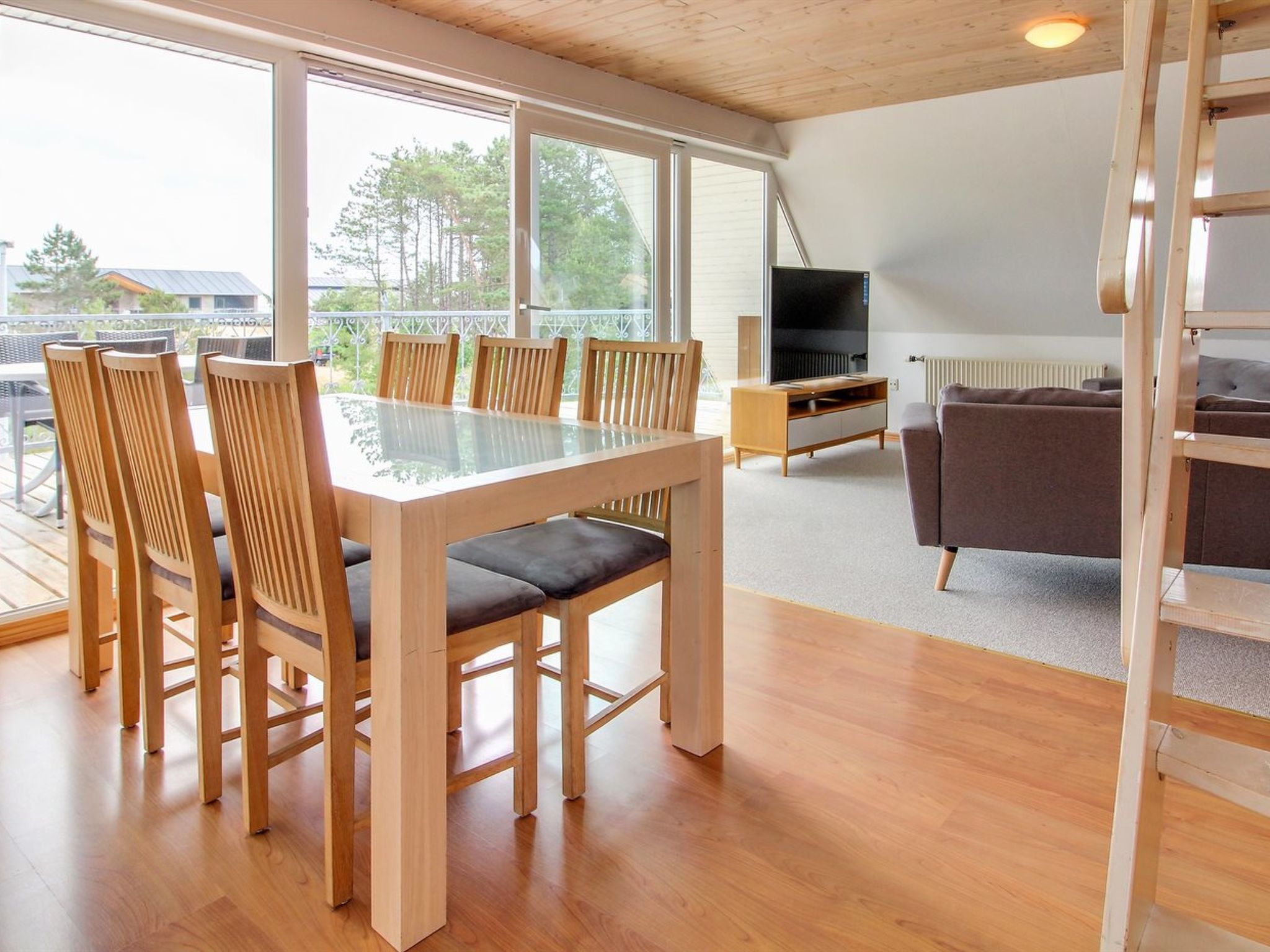 "Lissa" - 2.4km from the sea-Drinnen
