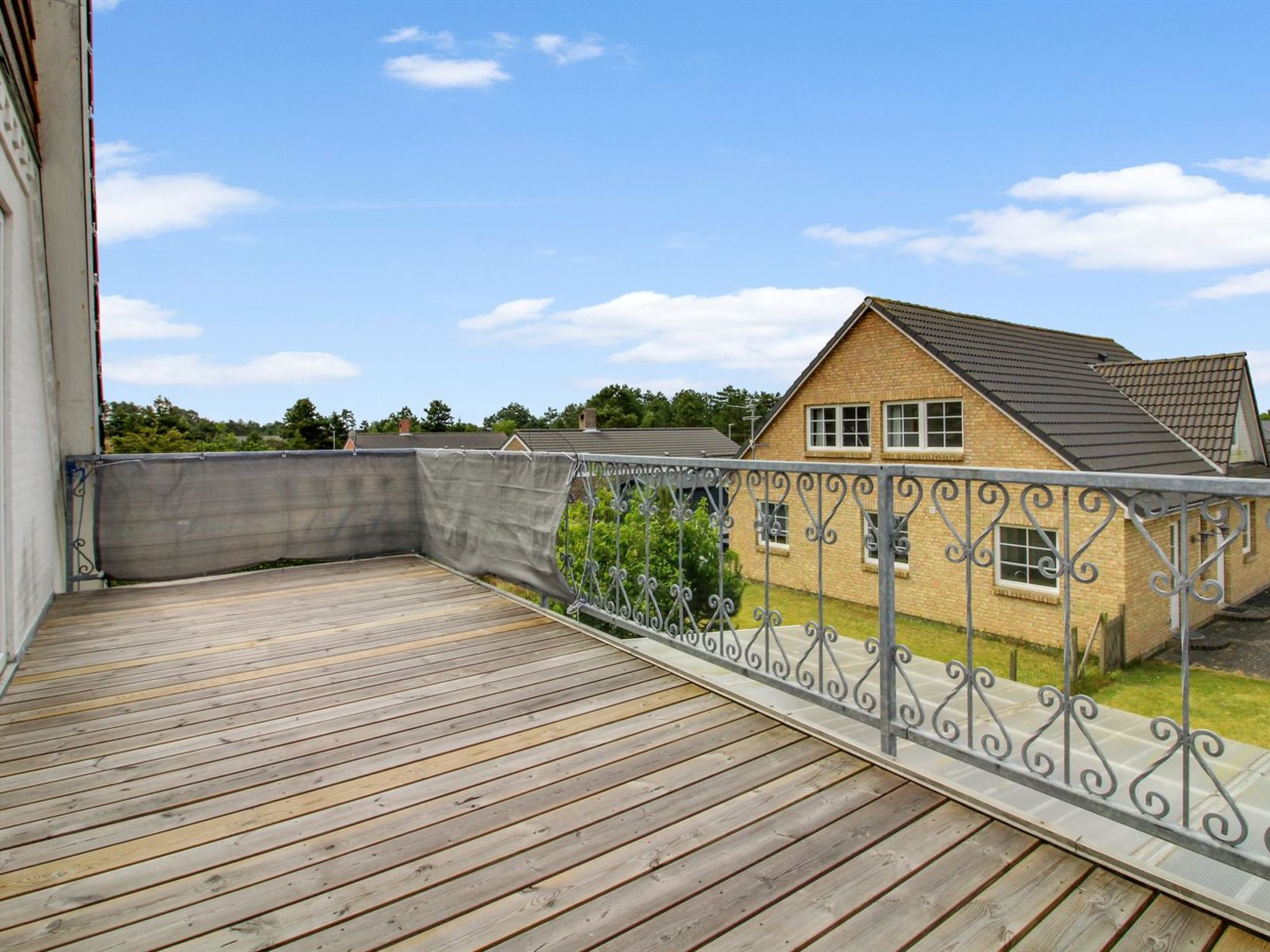 "Lissa" - 2.4km from the sea — Terrace (3 of 25)