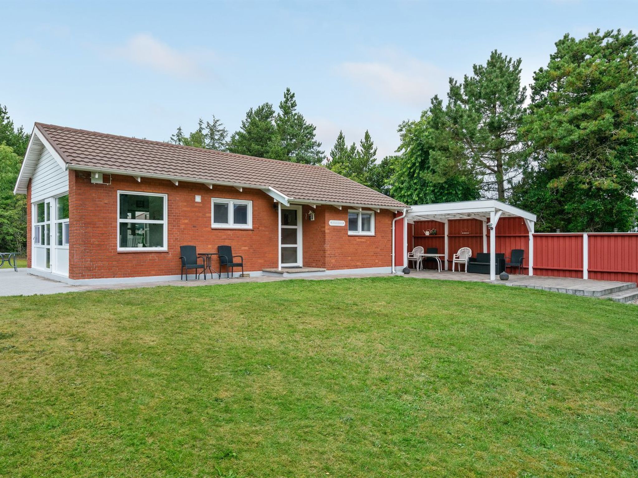 "Gwen" - 2.7km from the sea - Buiten