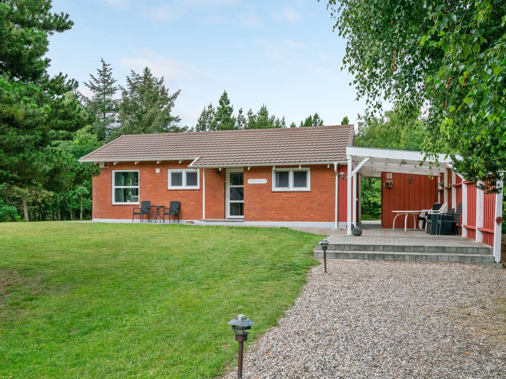 "Gwen" - 2.7km from the sea-Draußen
