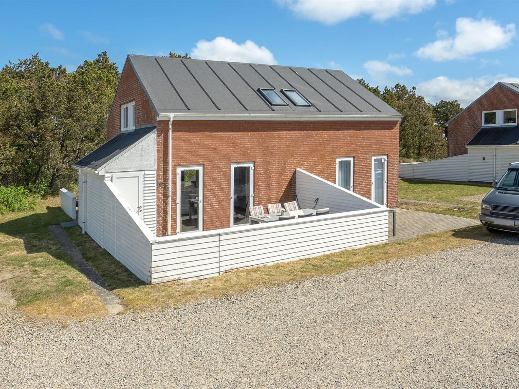 "Anouk" - 1.7km from the sea