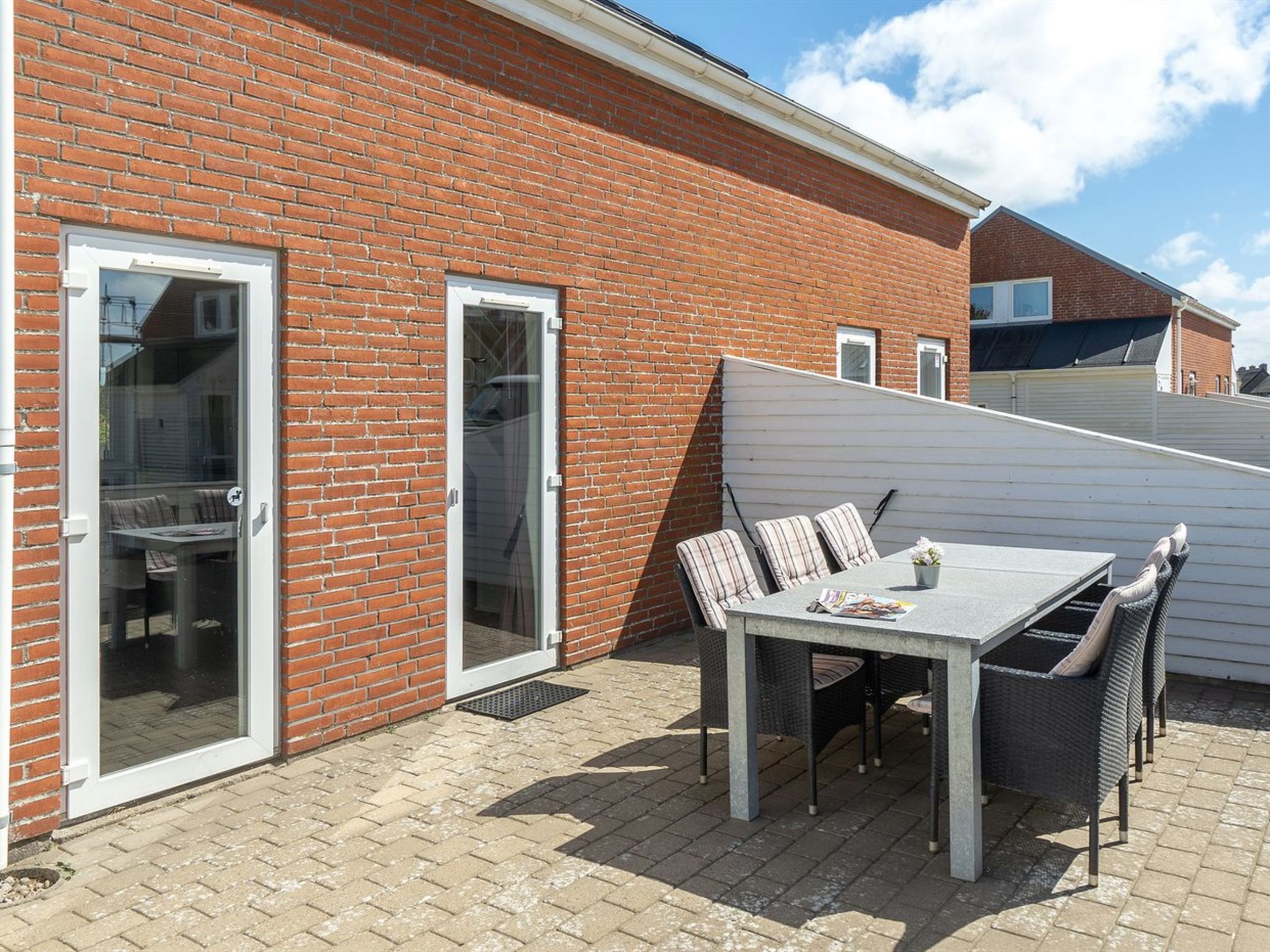 "Anouk" - 1.7km from the sea-Draußen