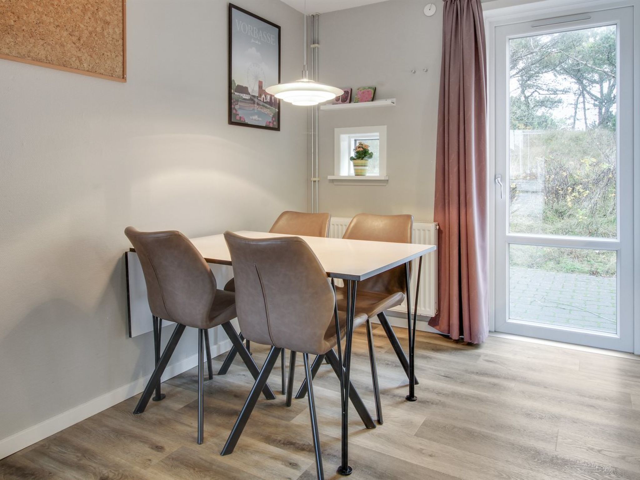 "Anouk" - 1.7km from the sea - Binnen