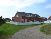 "Niilo" - 1.7km from the sea