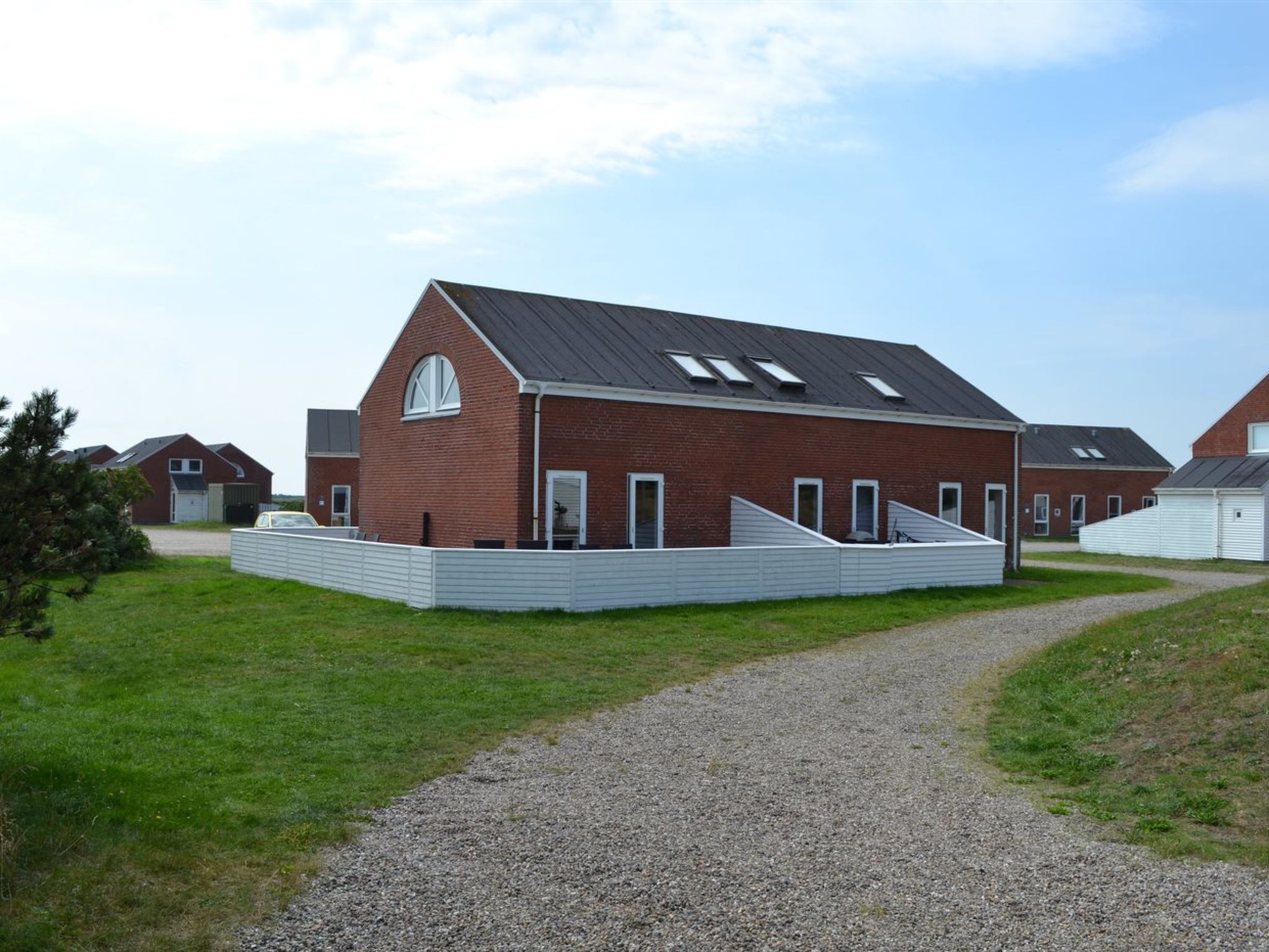 "Niilo" - 1.7km from the sea - Outside