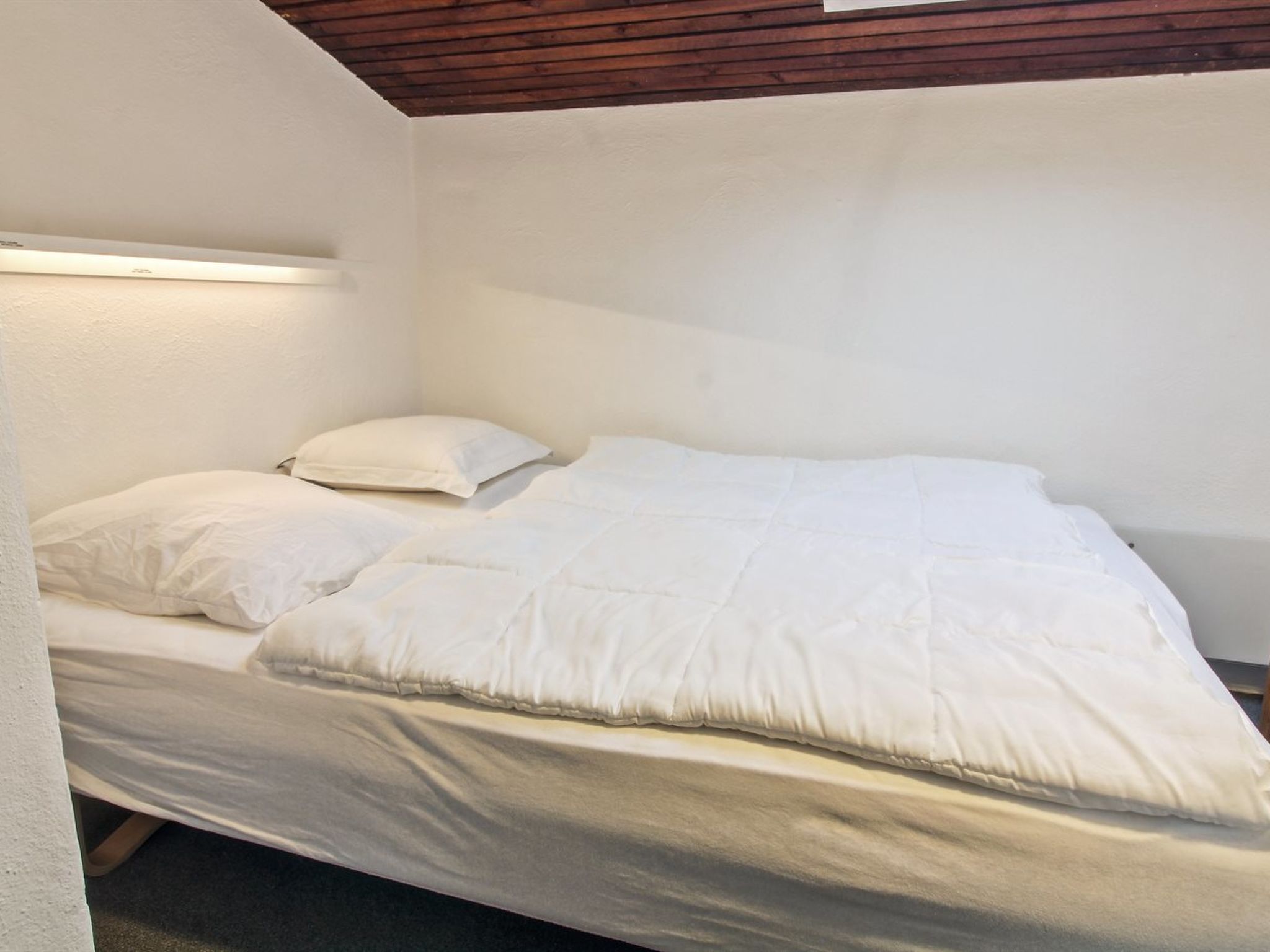 "Saxi" - 2.6km from the sea-Binnen