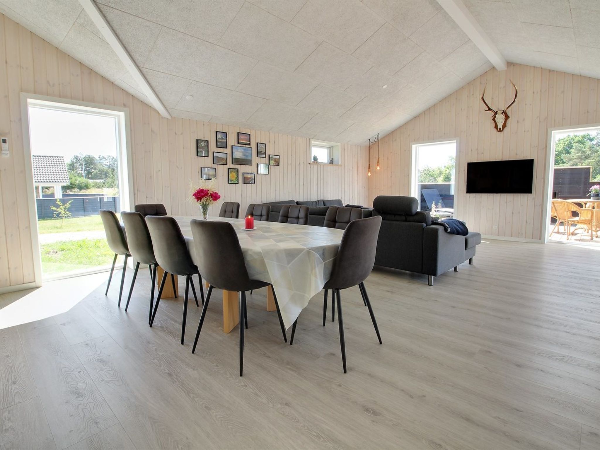 "Tahvo" - 3.3km from the sea-Binnen