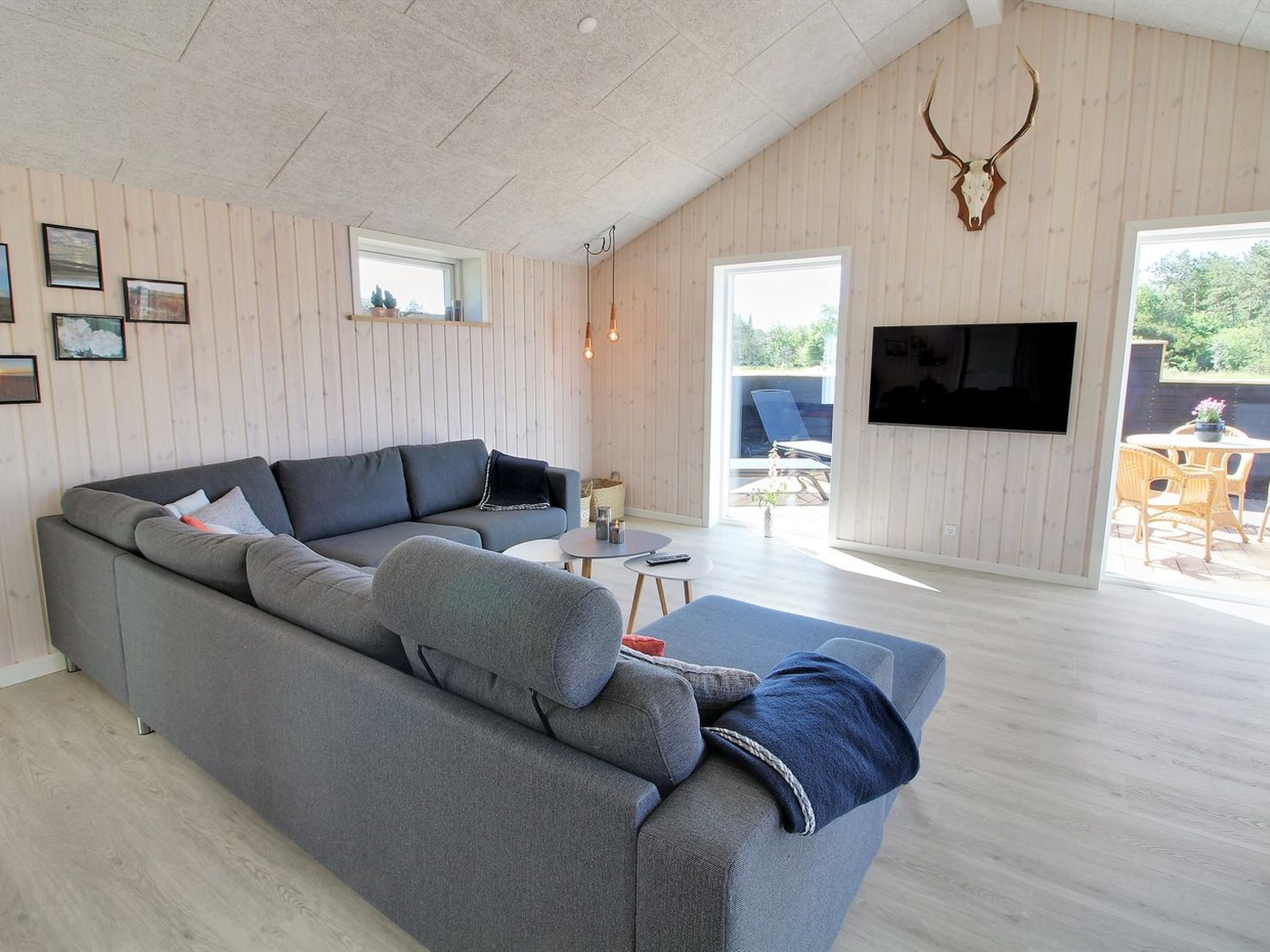 "Tahvo" - 3.3km from the sea - Inside