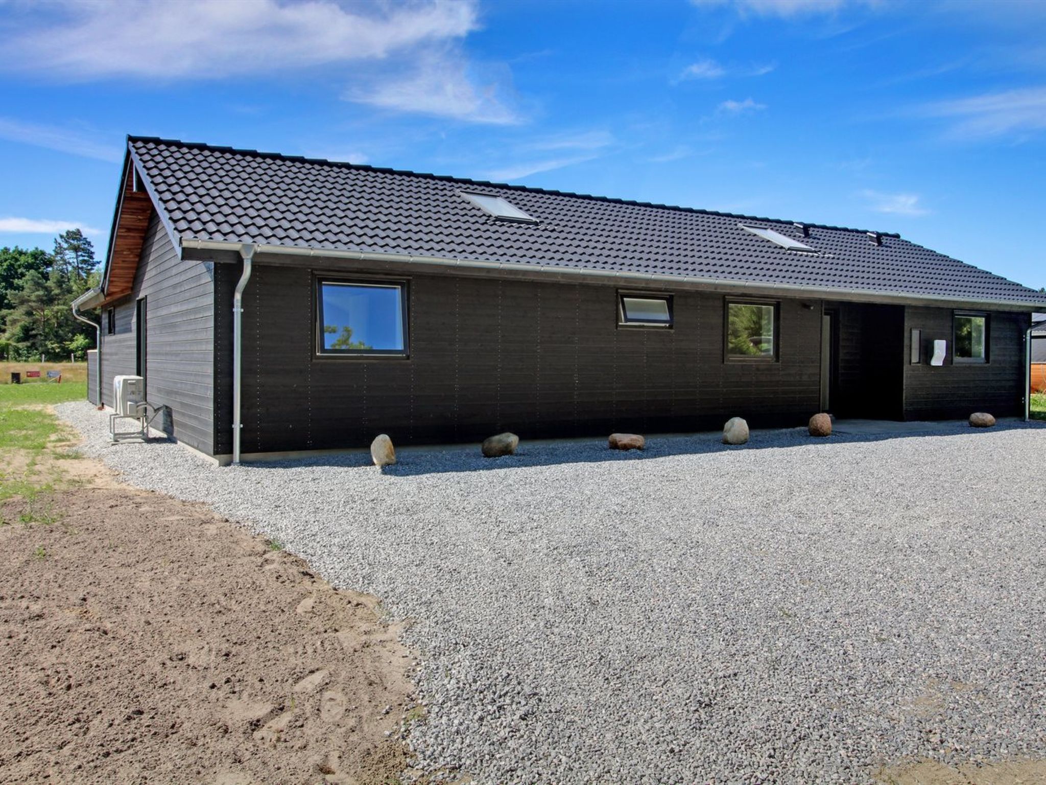"Tahvo" - 3.3km from the sea - Outside