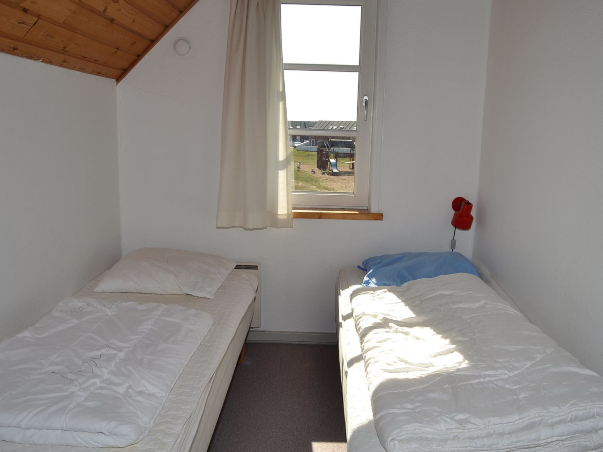 "Ester" - 2.3km from the sea-Drinnen