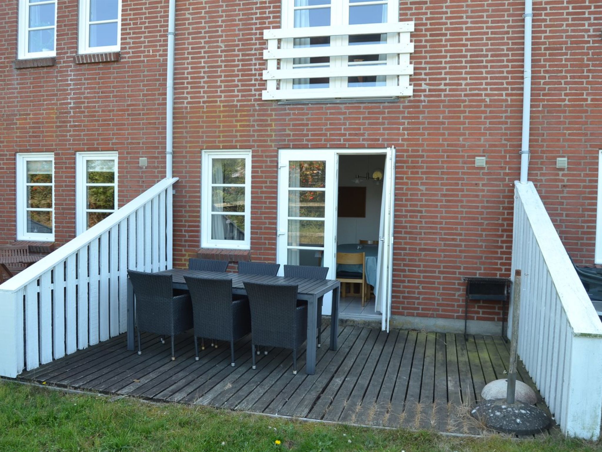 "Ester" - 2.3km from the sea - Buiten