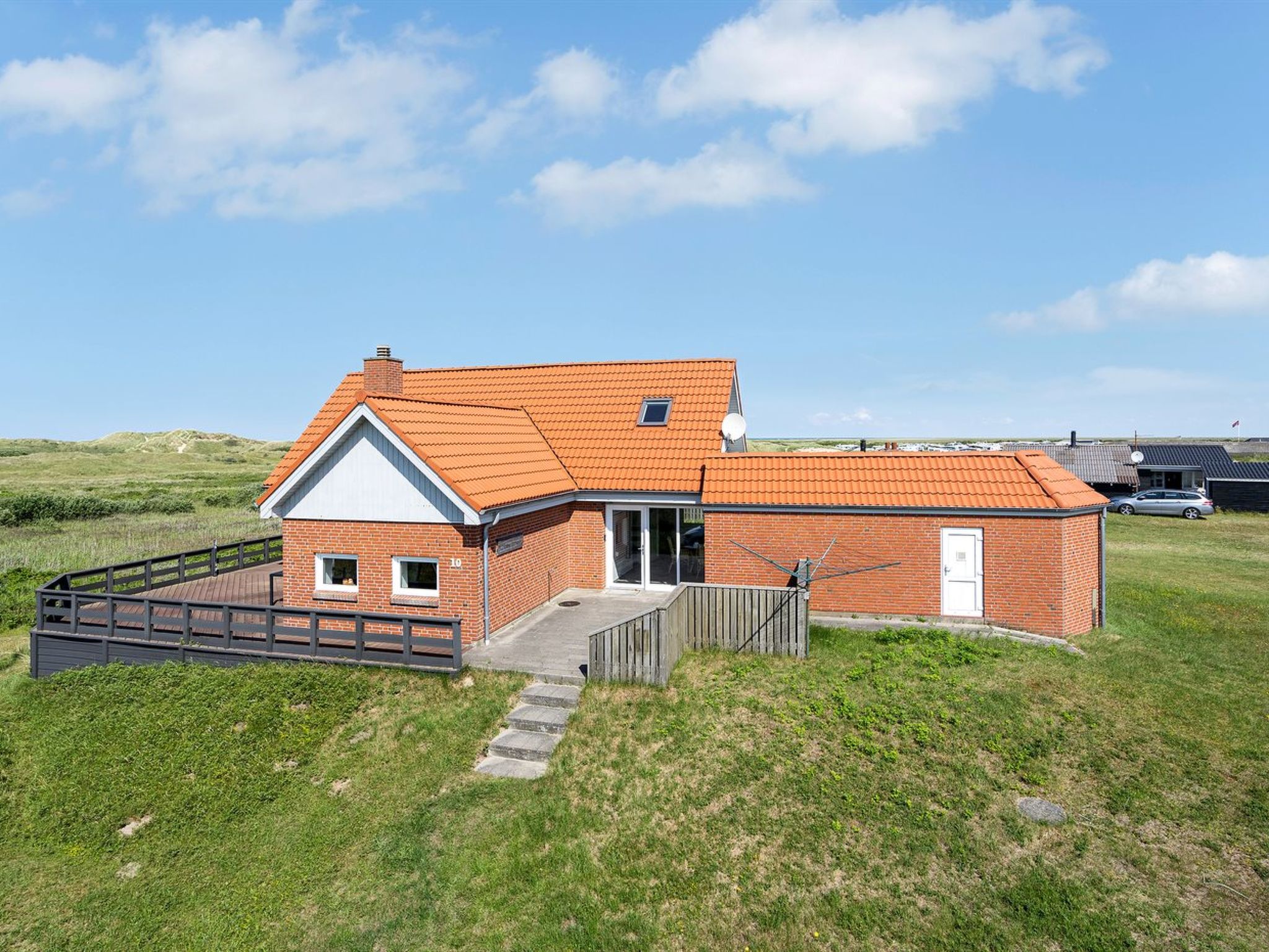 "Helfrida" - 350m from the sea-Buiten