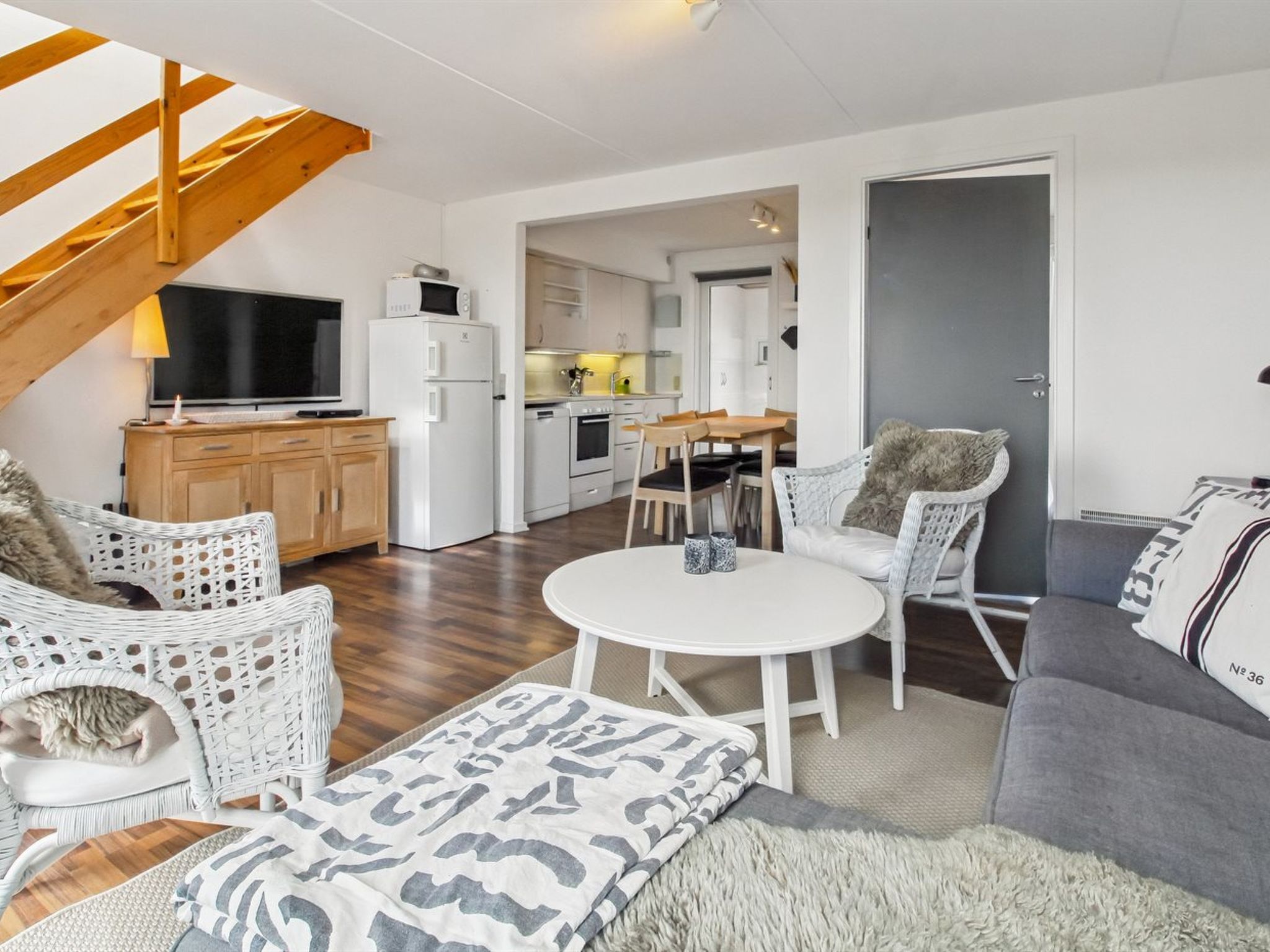 "Tellervo" - 2.4km from the sea - Inside