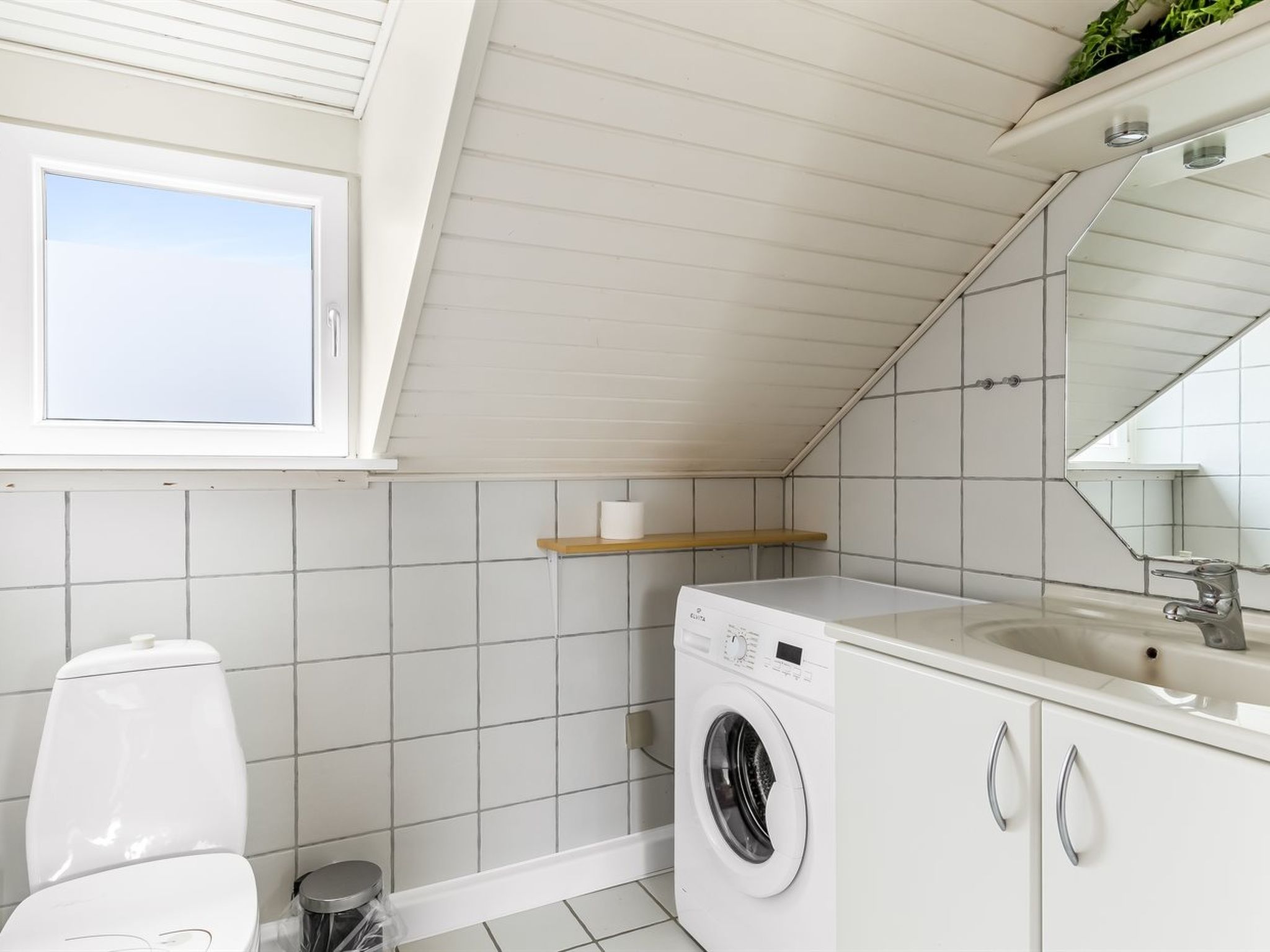 "Fotij" - 2.3km from the sea - Binnen