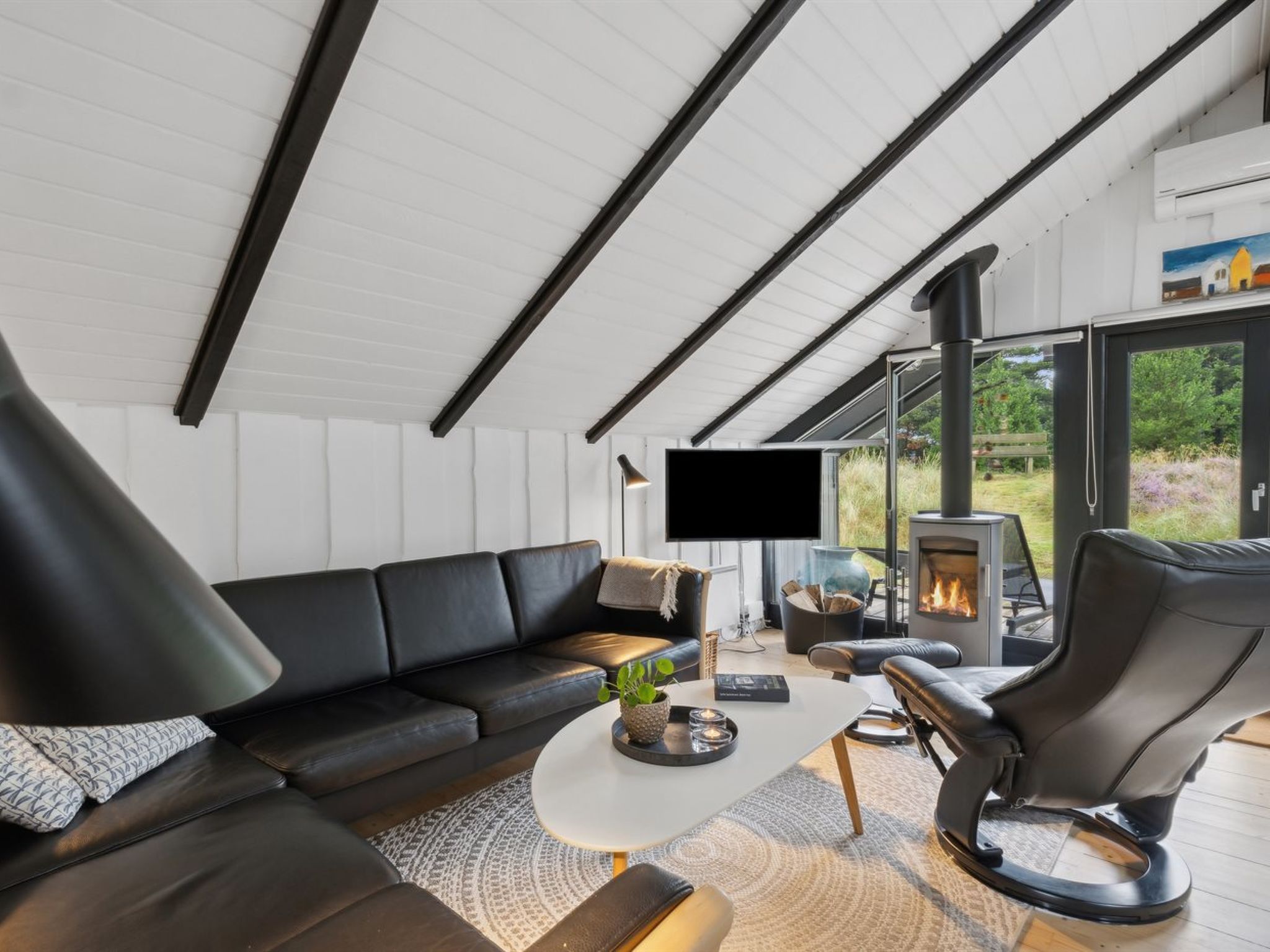 "Torbjörn" - 1.1km from the sea - Drinnen