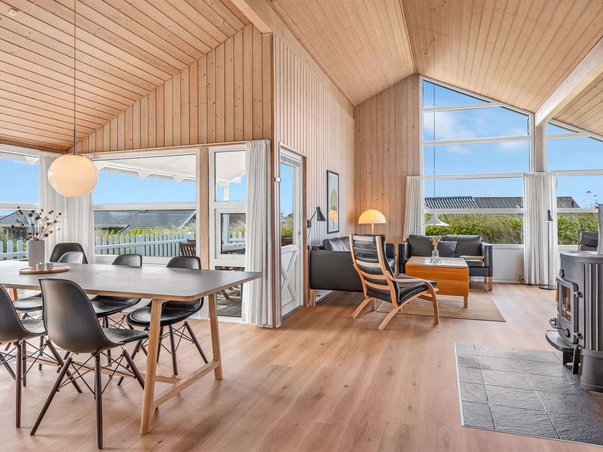 "Gudmar" - 500m from the sea - Drinnen