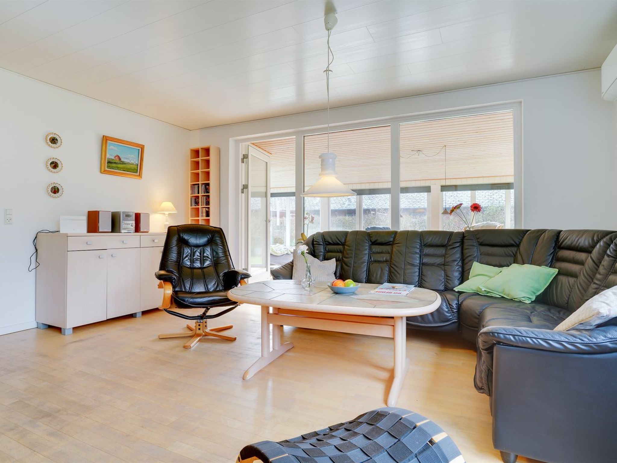 "Philip" - 2km from the sea - Binnen